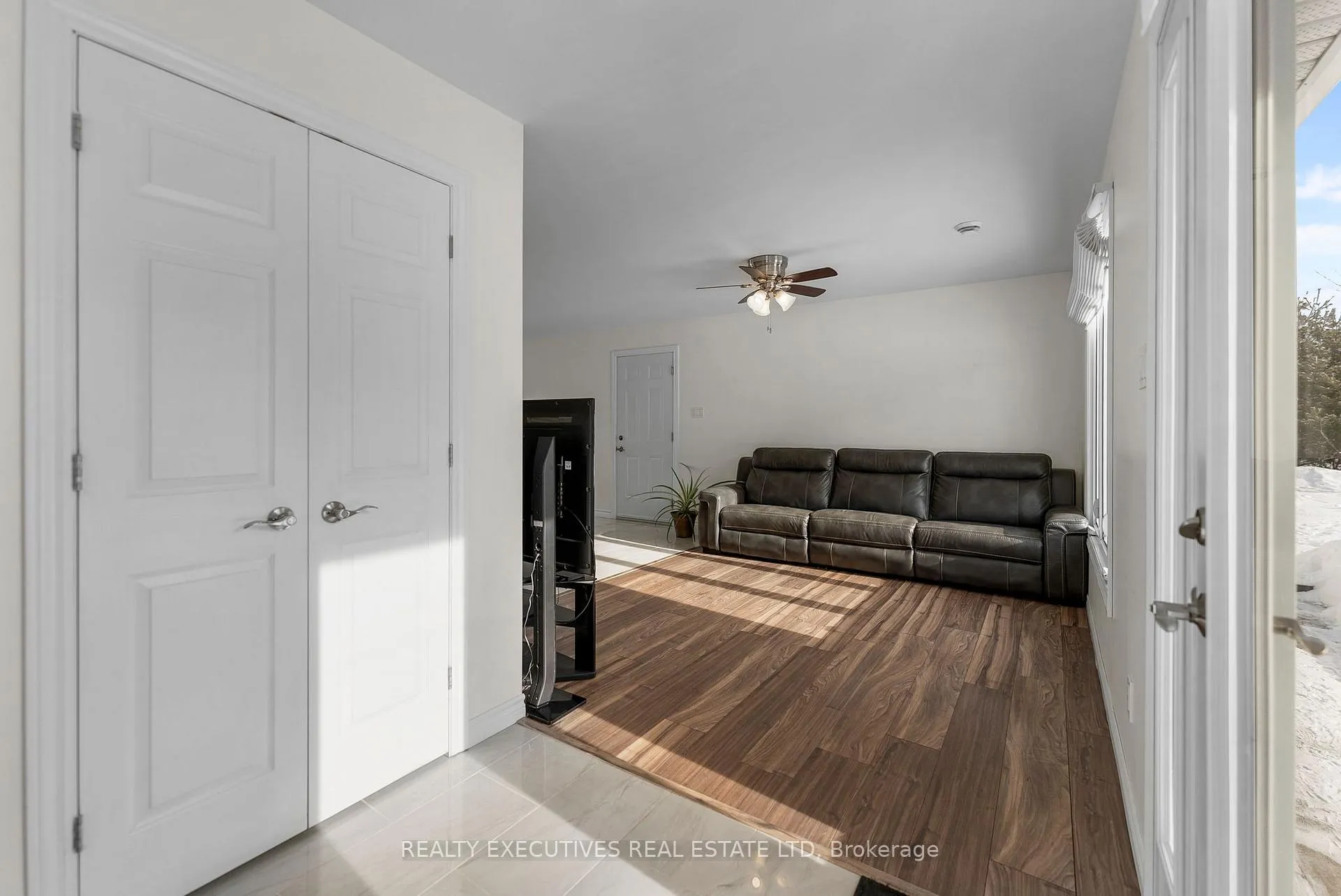 Photo 6 of 14029 Concession 7-8, North Stormont, North Stormont (Finch) Twp — HOMEH