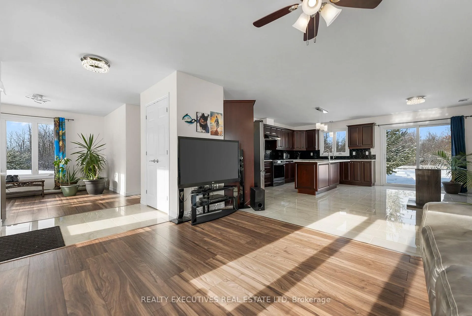 Photo 7 of 14029 Concession 7-8, North Stormont, North Stormont (Finch) Twp — HOMEH
