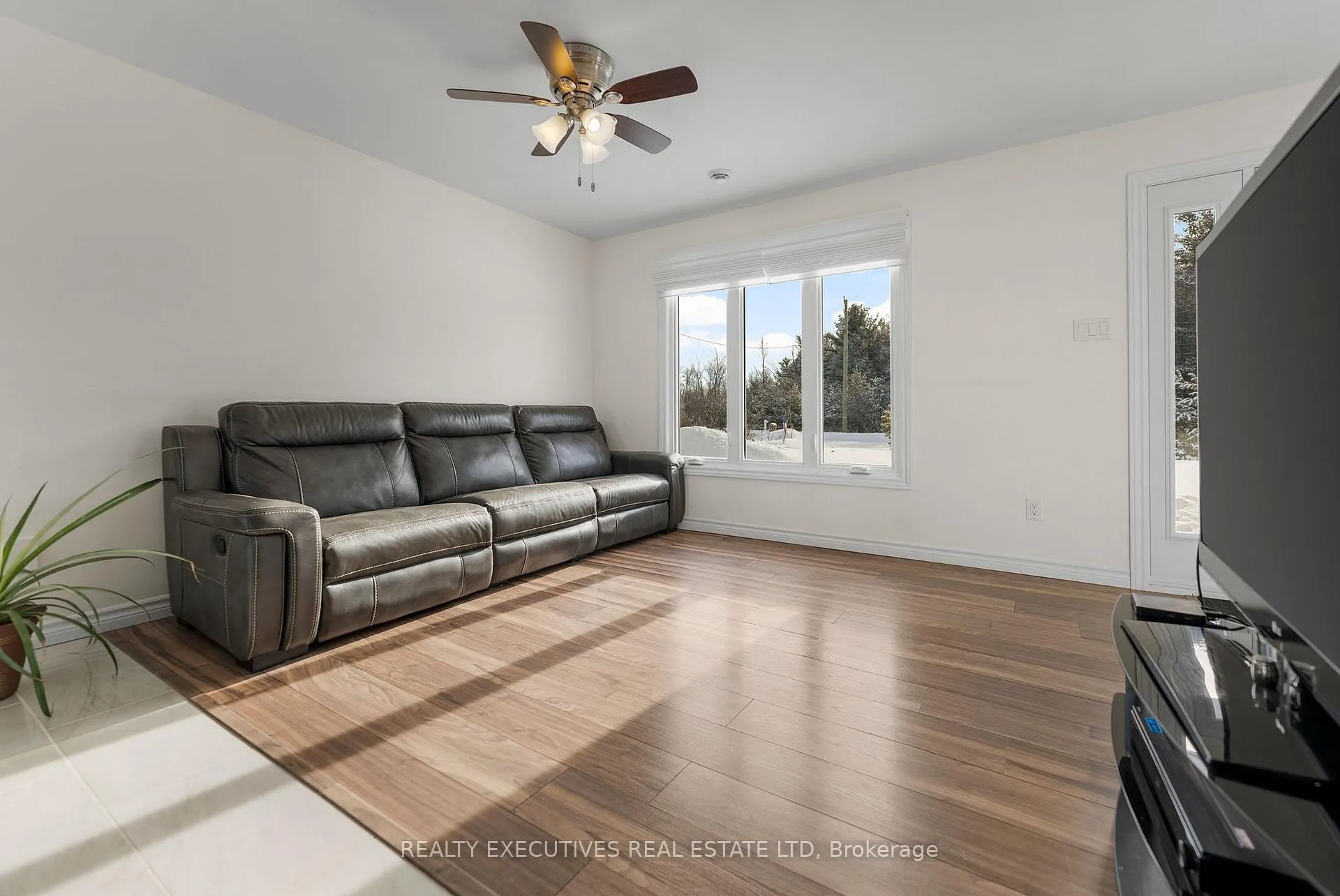 Photo 12 of 14029 Concession 7-8, North Stormont, North Stormont (Finch) Twp — HOMEH
