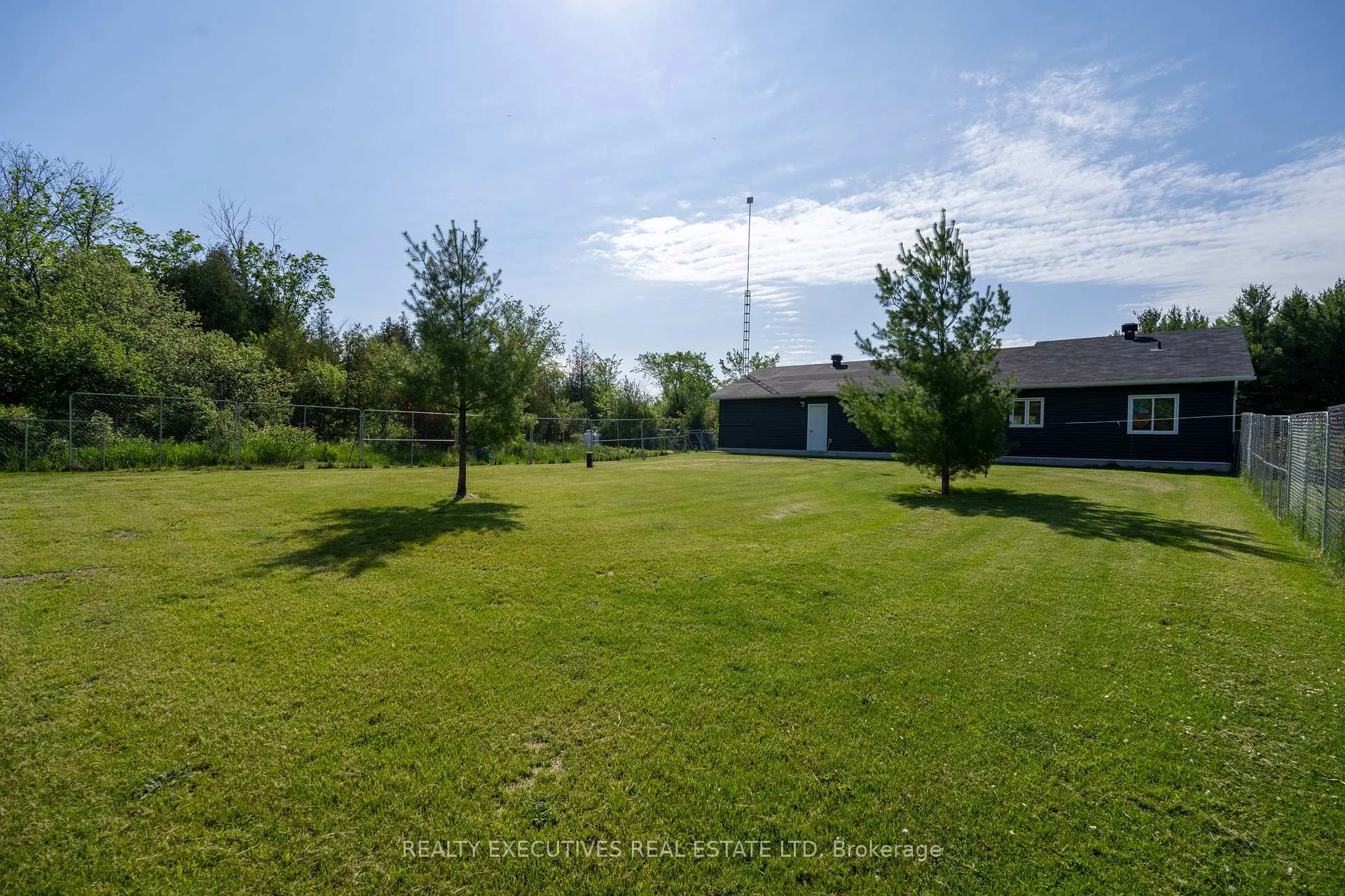Photo 19 of 14029 Concession 7-8, North Stormont, North Stormont (Finch) Twp — HOMEH