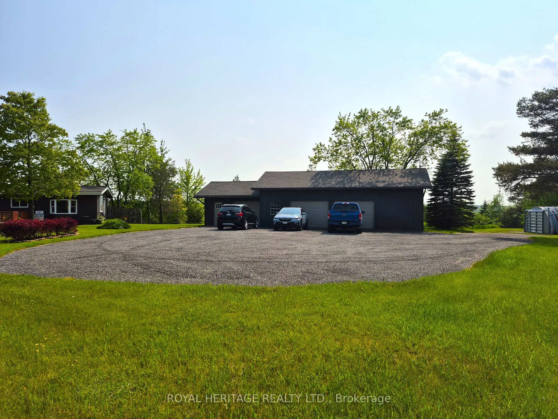 Photo 4 of 815 Wagg Road, Uxbridge, Rural Uxbridge — HOMEH