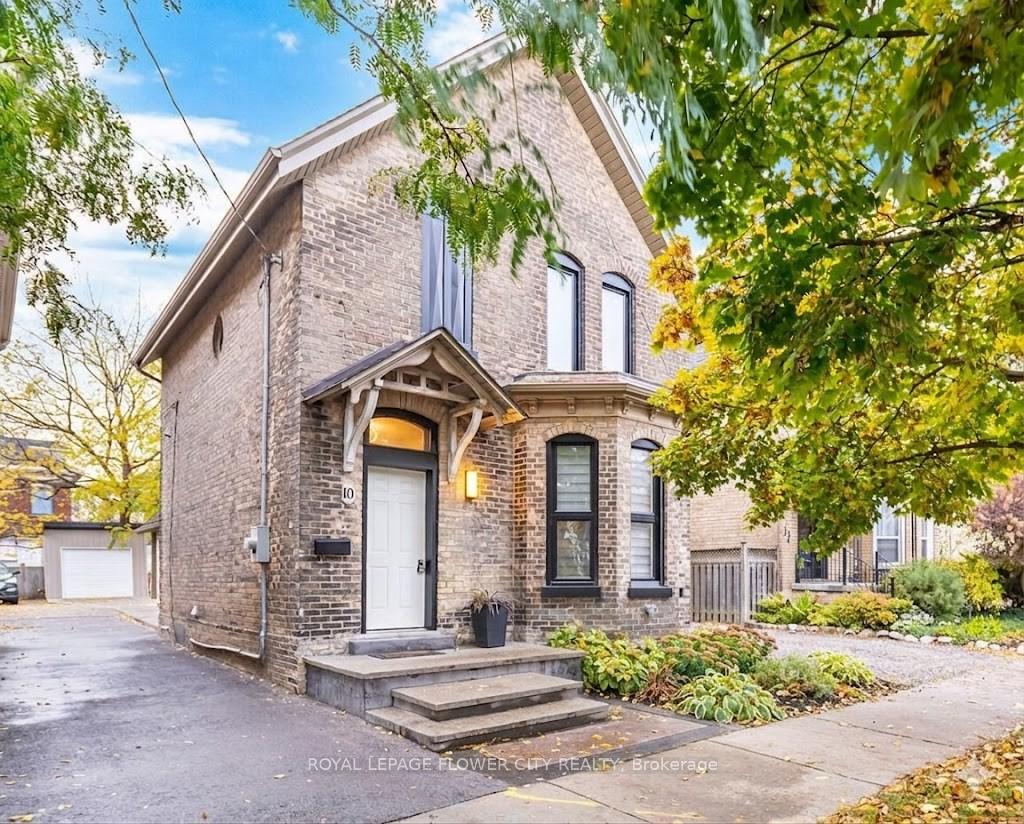 Photo 4 of 10 Pearl Street, Brantford, Downtown Core — HOMEH