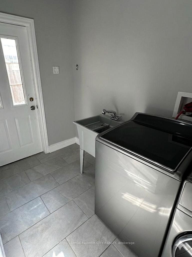 Photo 19 of 10 Pearl Street, Brantford, Downtown Core — HOMEH