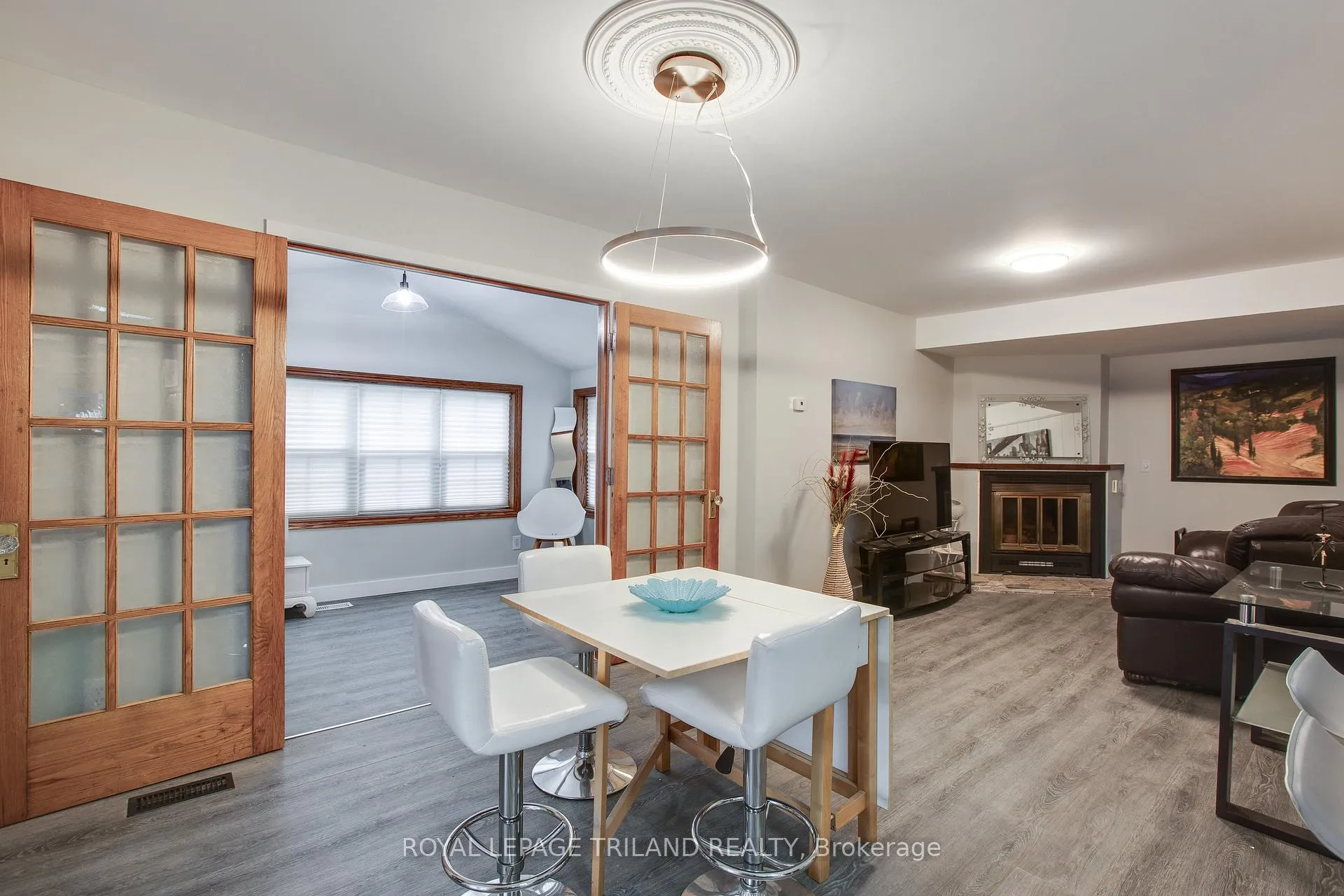 Photo 6 of 7575 Biddulph Street, Lambton Shores, Port Franks — HOMEH