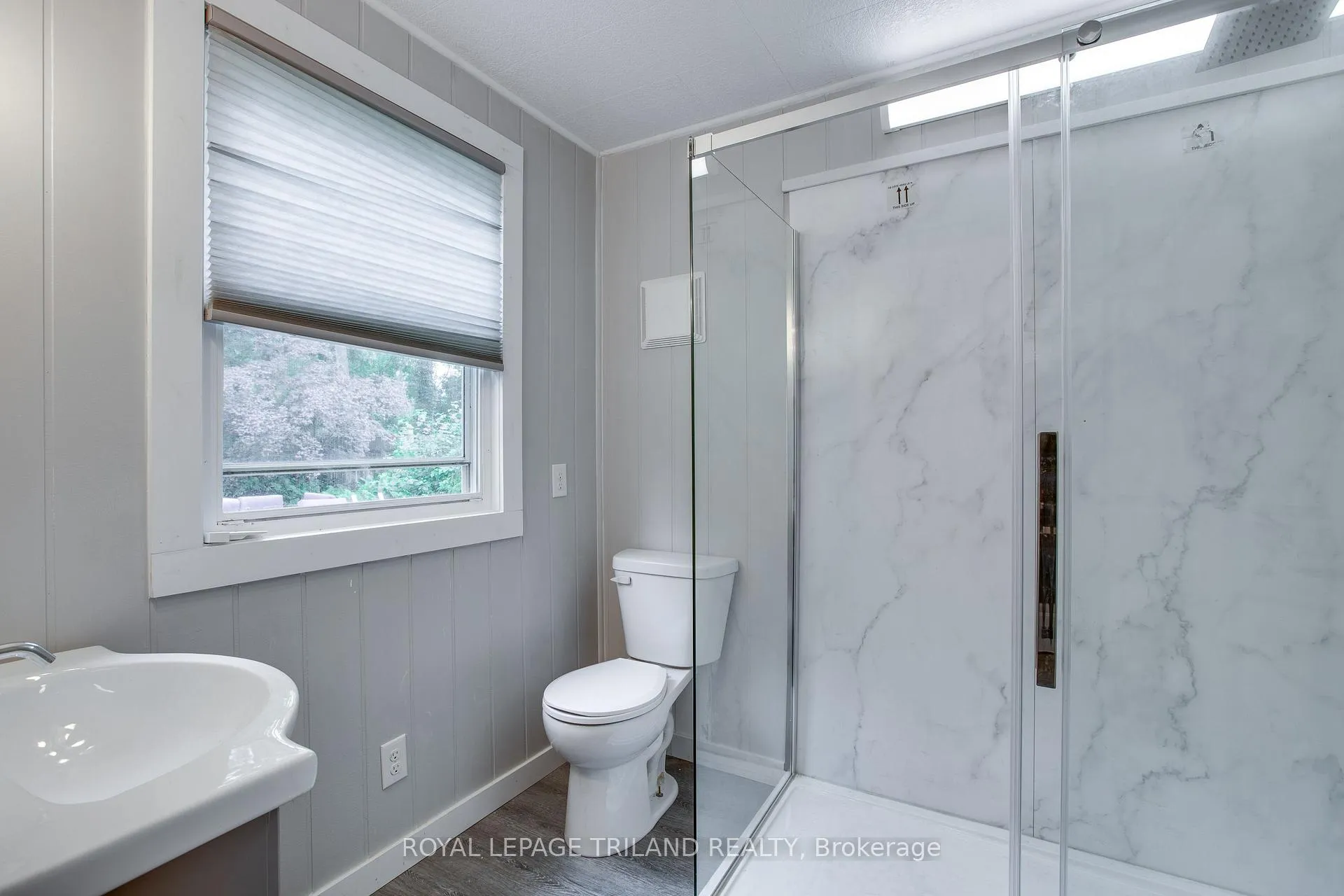 Photo 26 of 7575 Biddulph Street, Lambton Shores, Port Franks — HOMEH