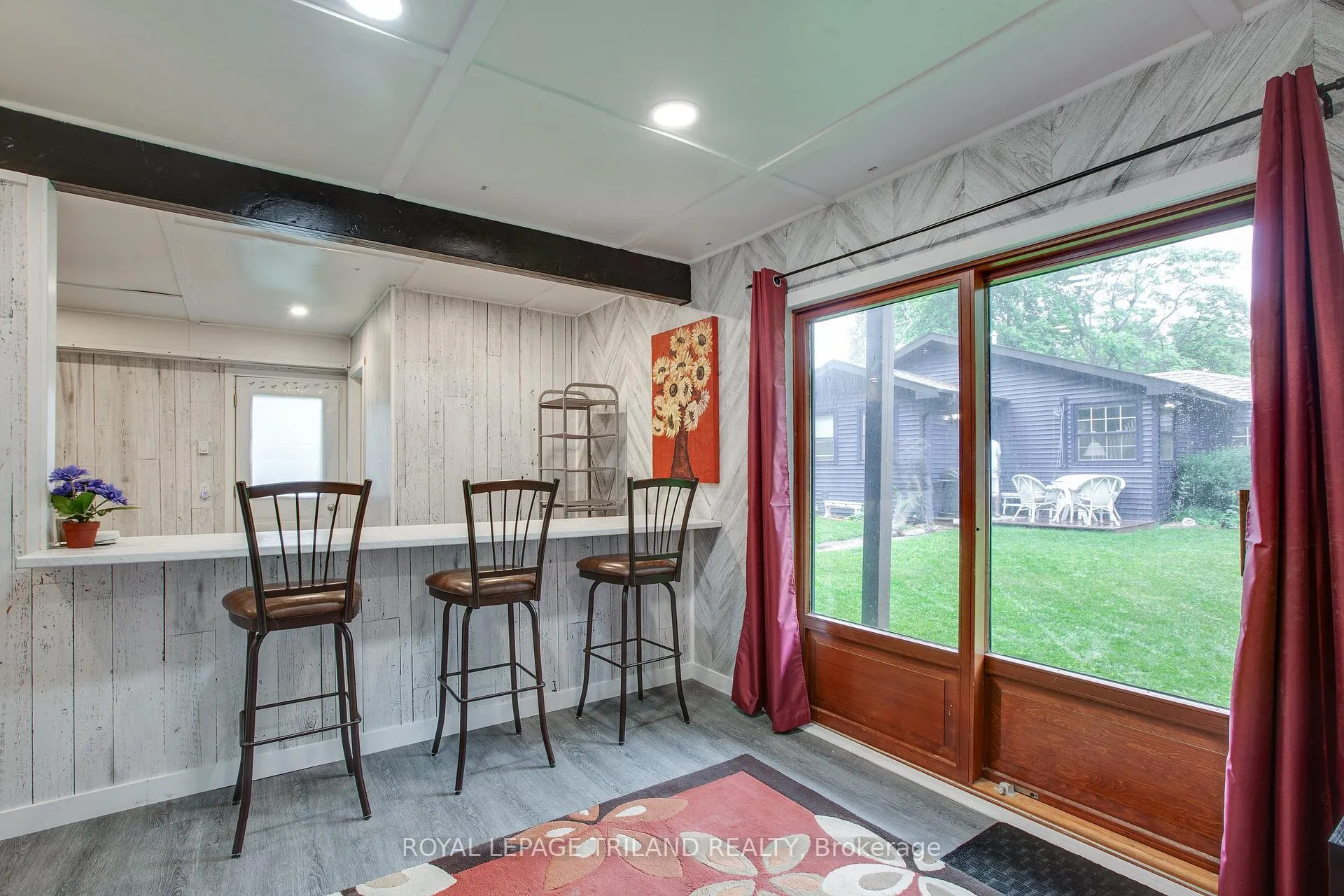 Photo 33 of 7575 Biddulph Street, Lambton Shores, Port Franks — HOMEH