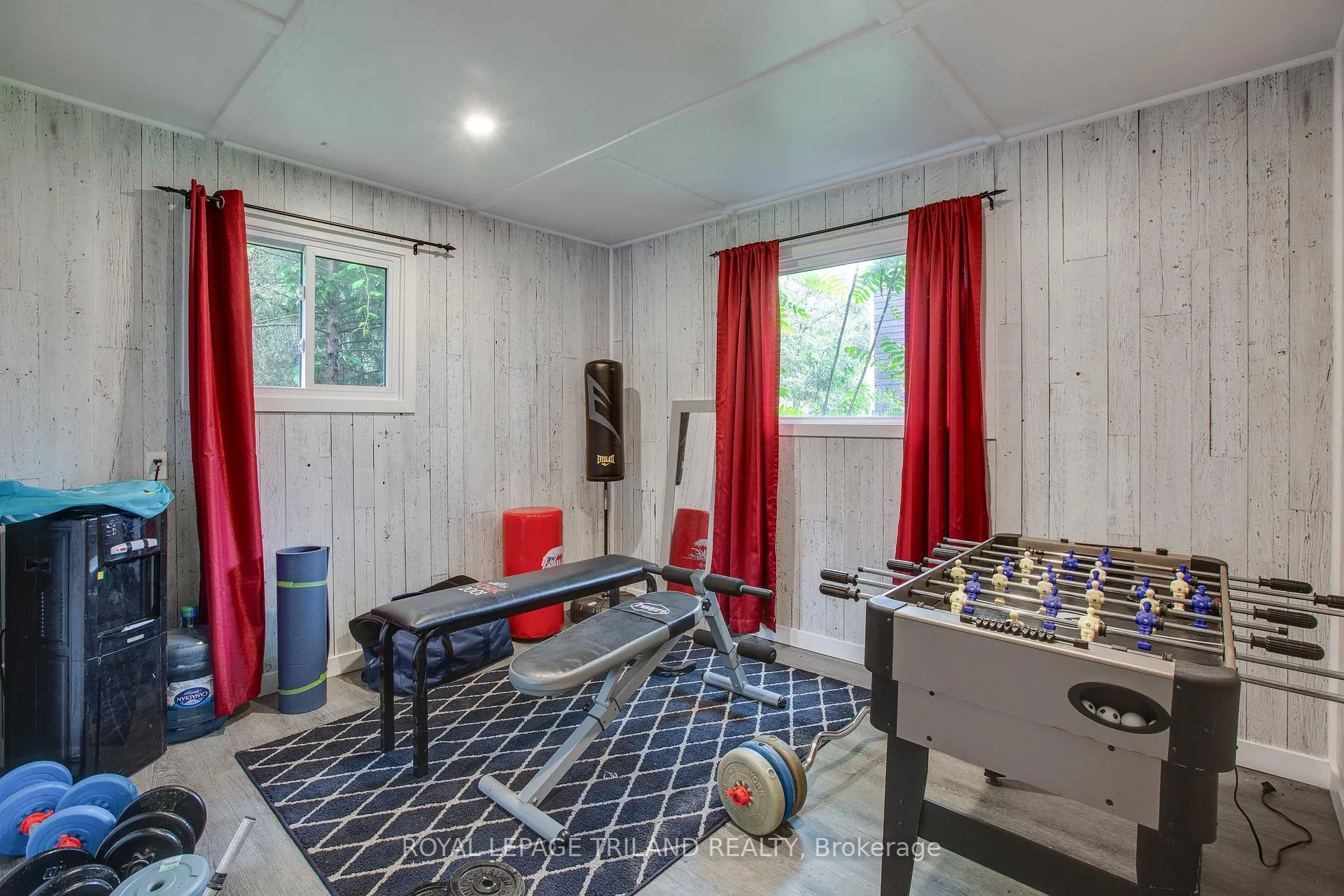Photo 34 of 7575 Biddulph Street, Lambton Shores, Port Franks — HOMEH