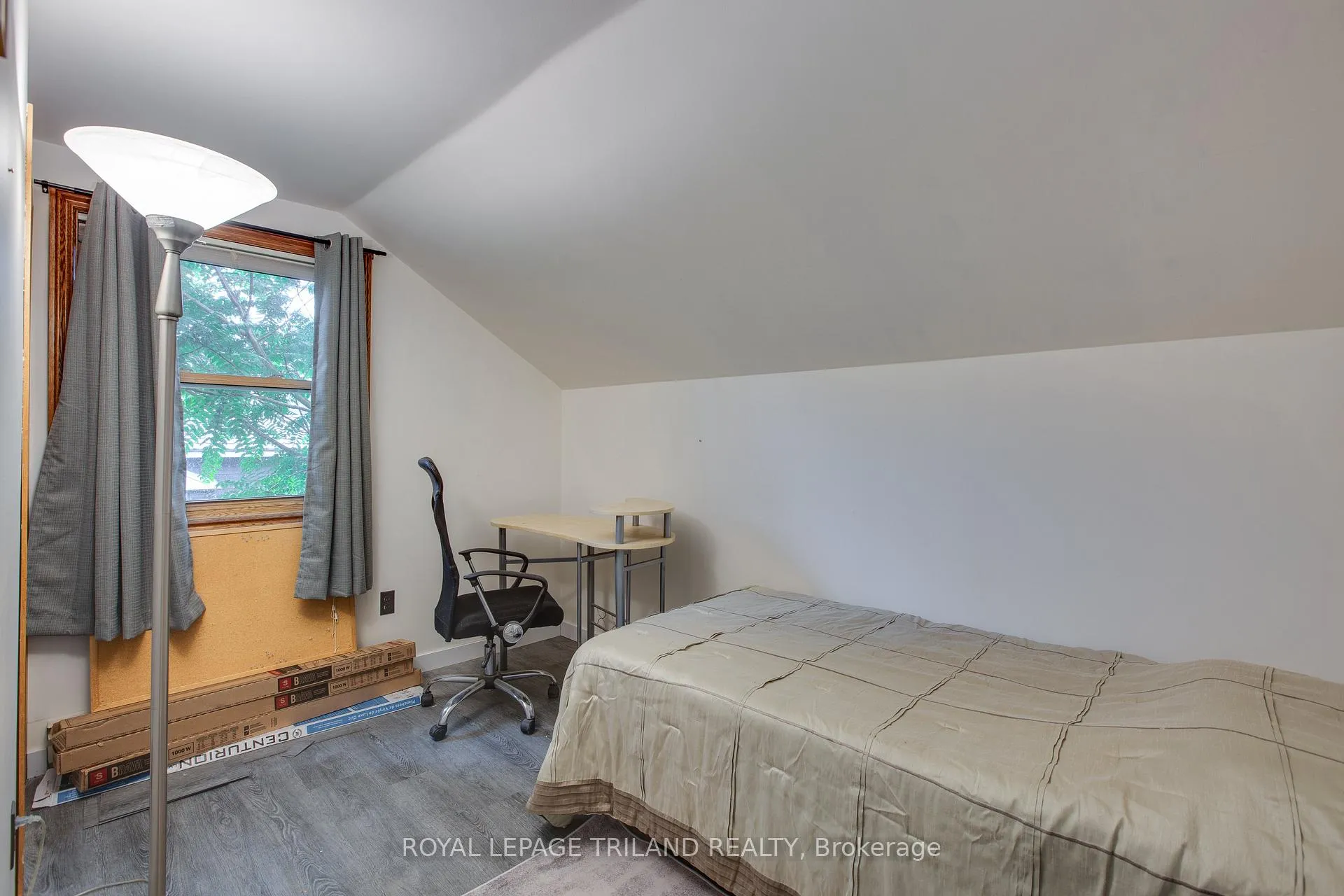 Photo 47 of 7575 Biddulph Street, Lambton Shores, Port Franks — HOMEH