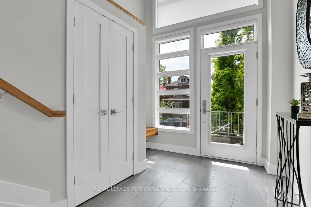 Photo 3 of 43 Willard Street, Ottawa, Old Ottawa South — HOMEH