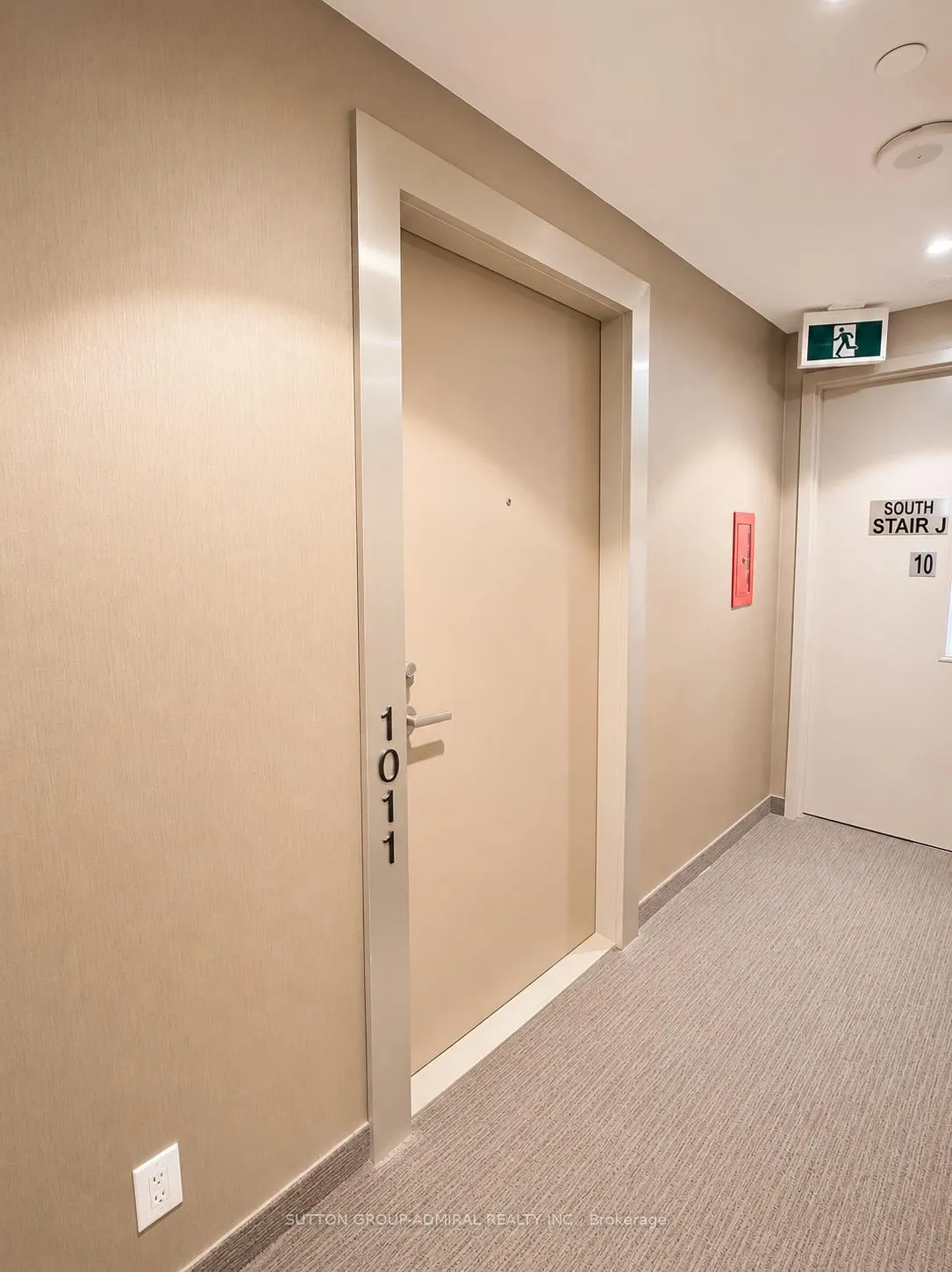 Photo 2 of Unit 1011, 100 Harbour Street, Toronto, Waterfront Communities — HOMEH