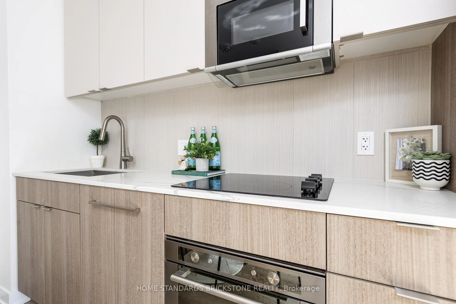 Photo 10 of Unit 314, 840 St Clair Avenue, Toronto, Oakwood Village — HOMEH