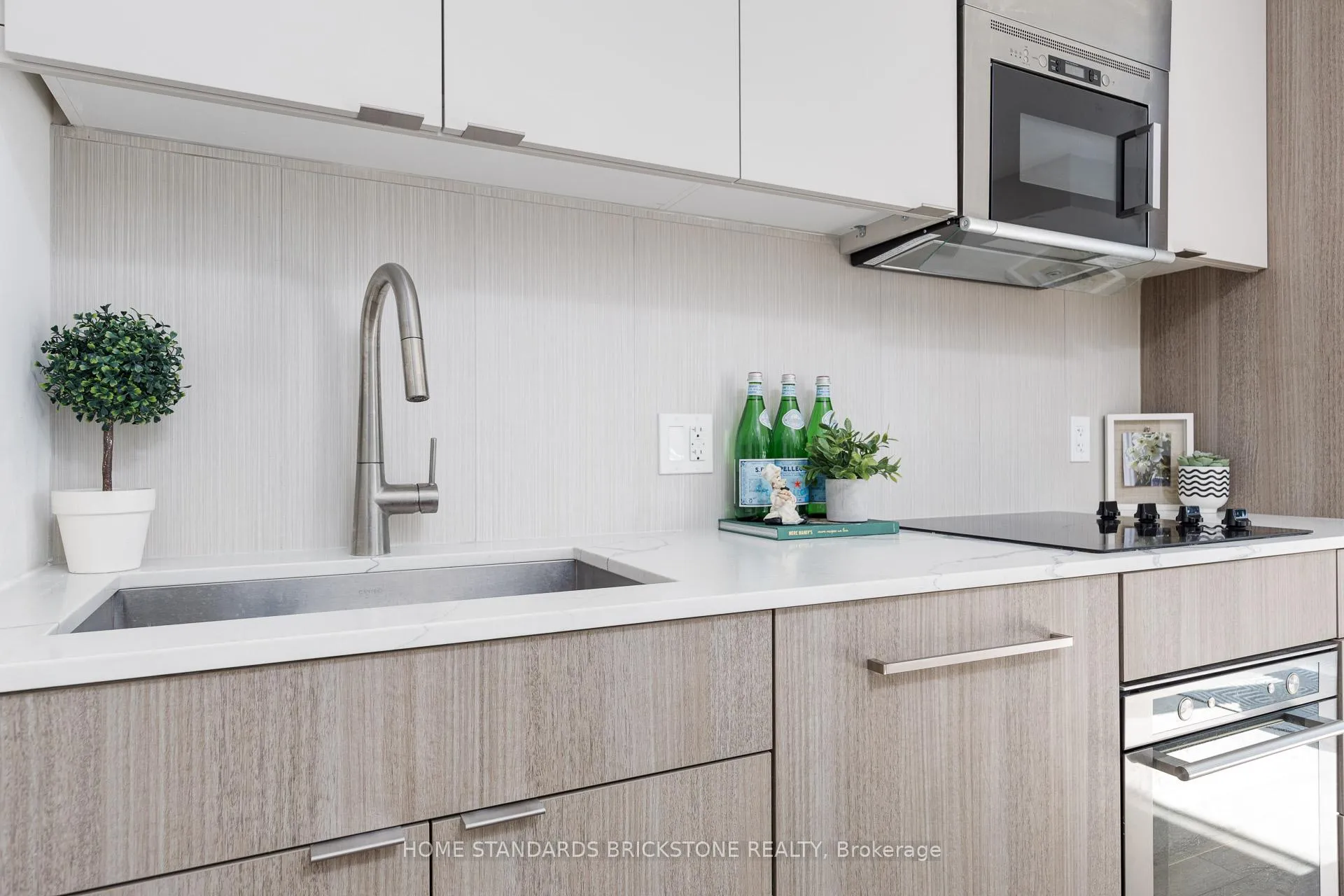 Photo 11 of Unit 314, 840 St Clair Avenue, Toronto, Oakwood Village — HOMEH