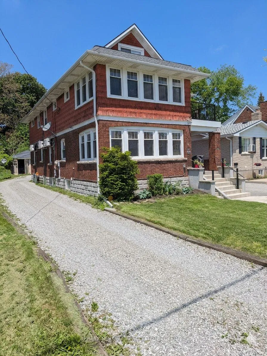 Photo 2 of 5163 River Road, Niagara Falls, Downtown — HOMEH
