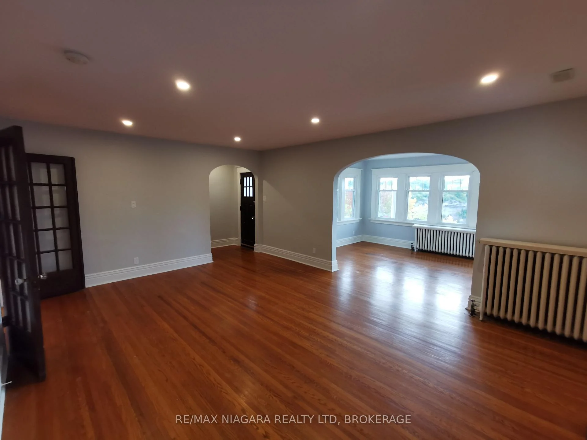 Photo 59 of 5163 River Road, Niagara Falls, Downtown — HOMEH