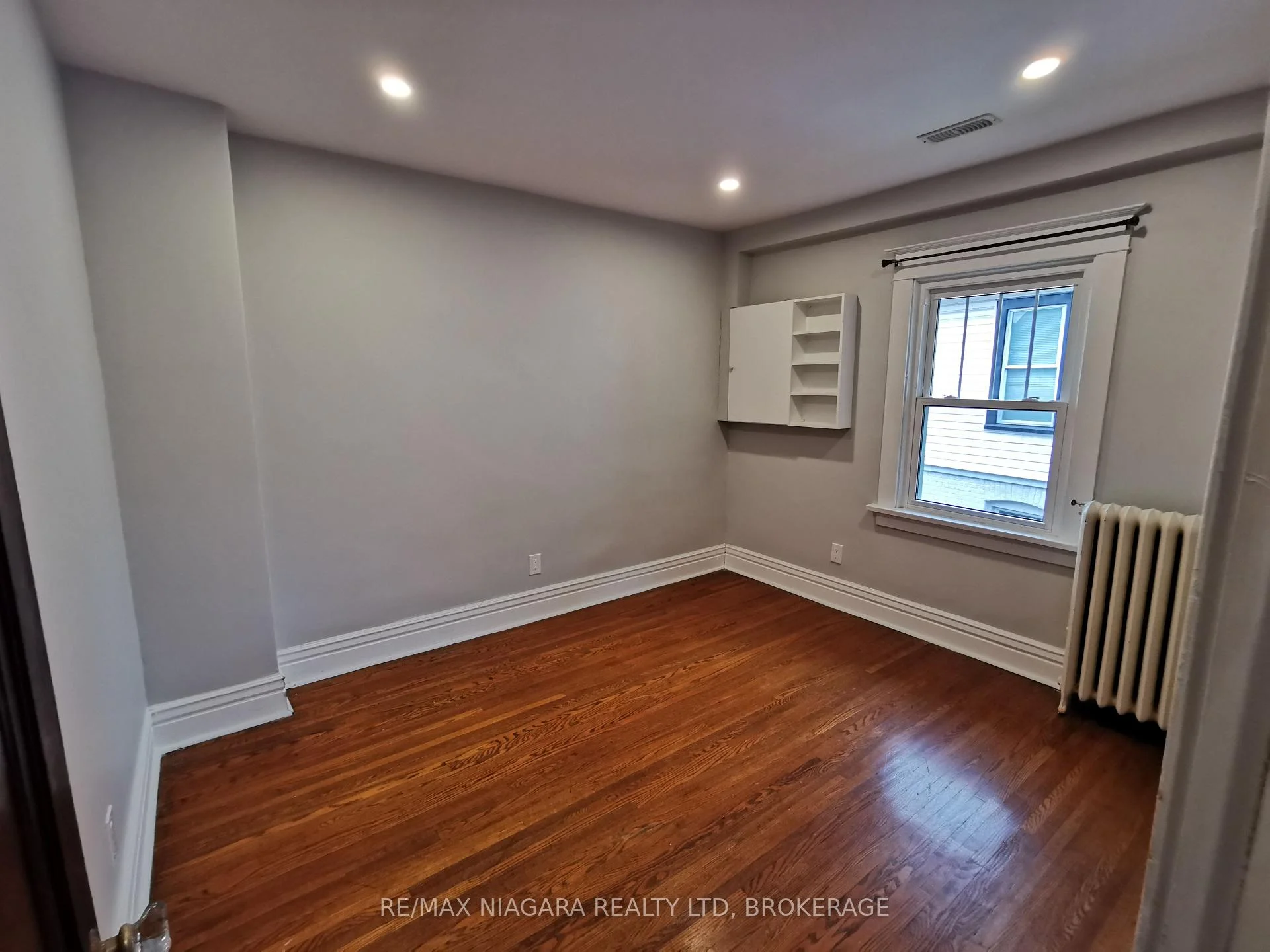 Photo 61 of 5163 River Road, Niagara Falls, Downtown — HOMEH
