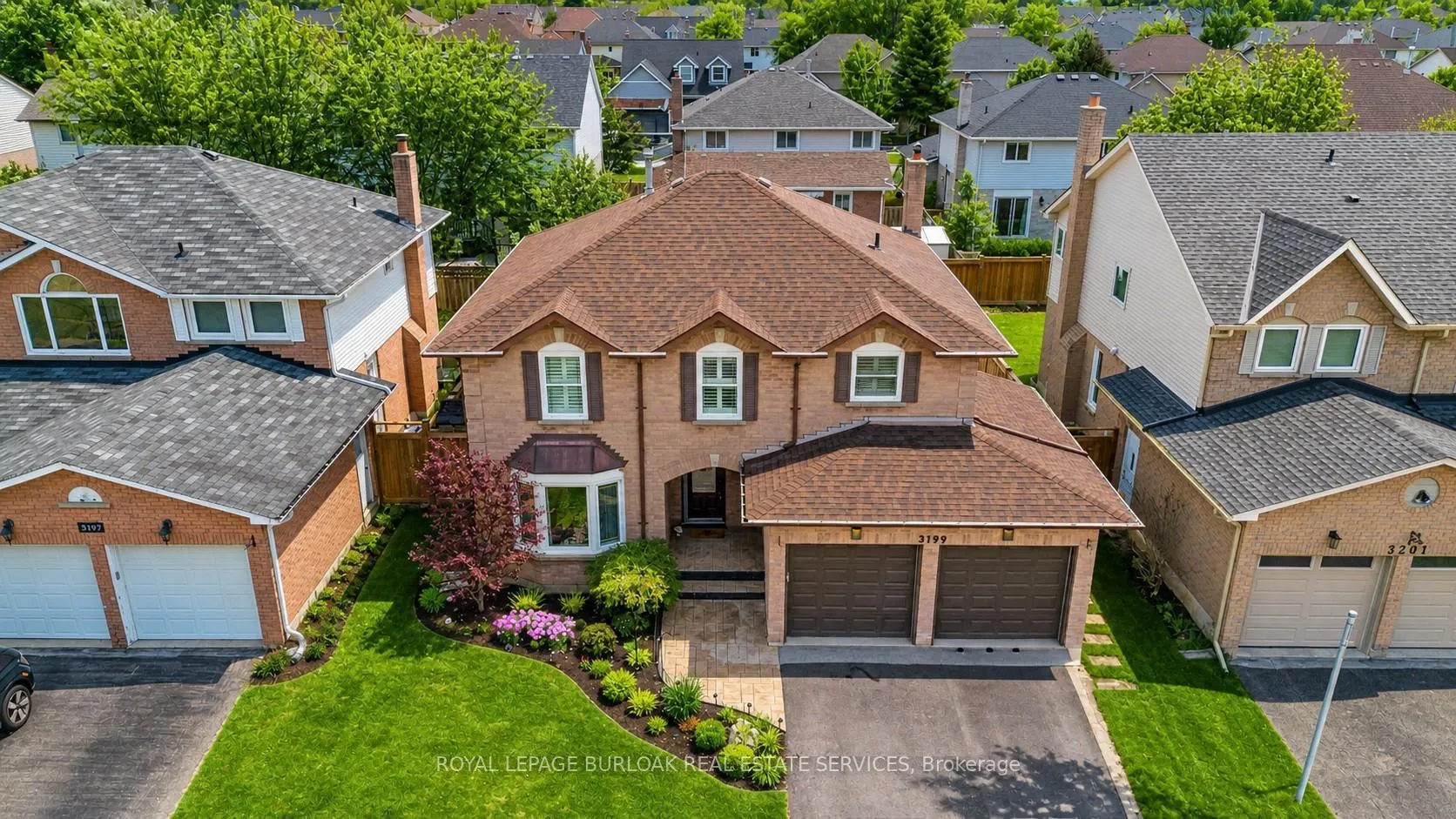 Photo 1 of 3199 Desmond Drive, Burlington, Headon — HOMEH
