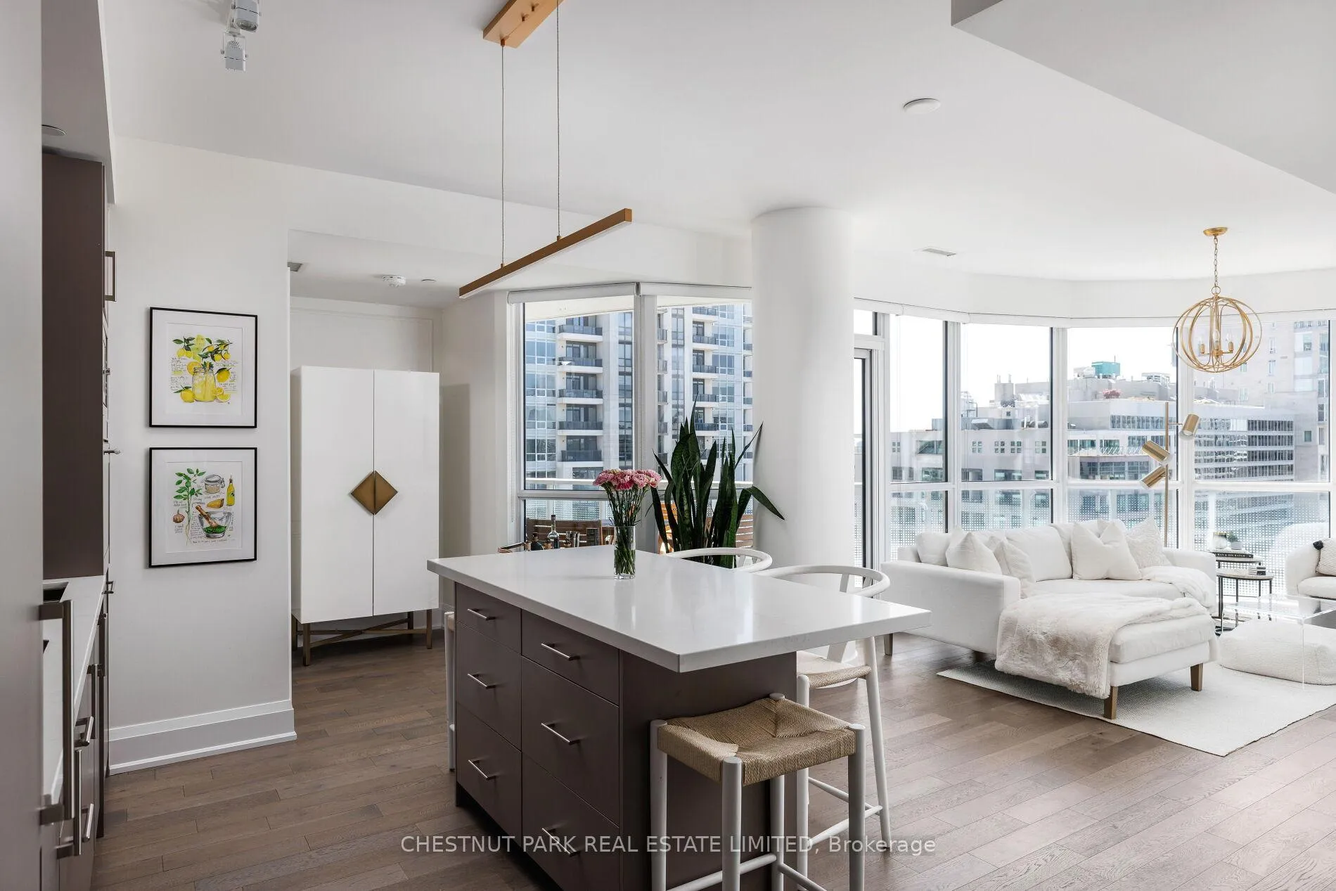 Photo 6 of Unit 1902, 88 Cumberland Street, Toronto, The Annex — HOMEH