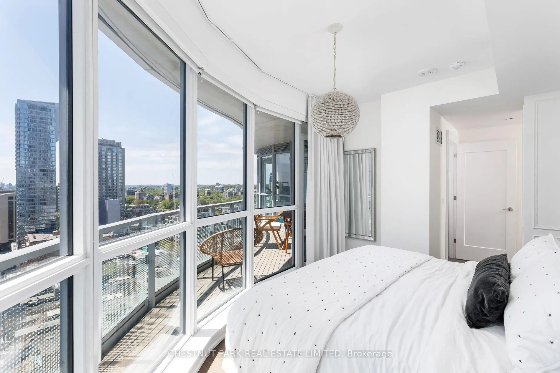 Photo 19 of Unit 1902, 88 Cumberland Street, Toronto, The Annex — HOMEH