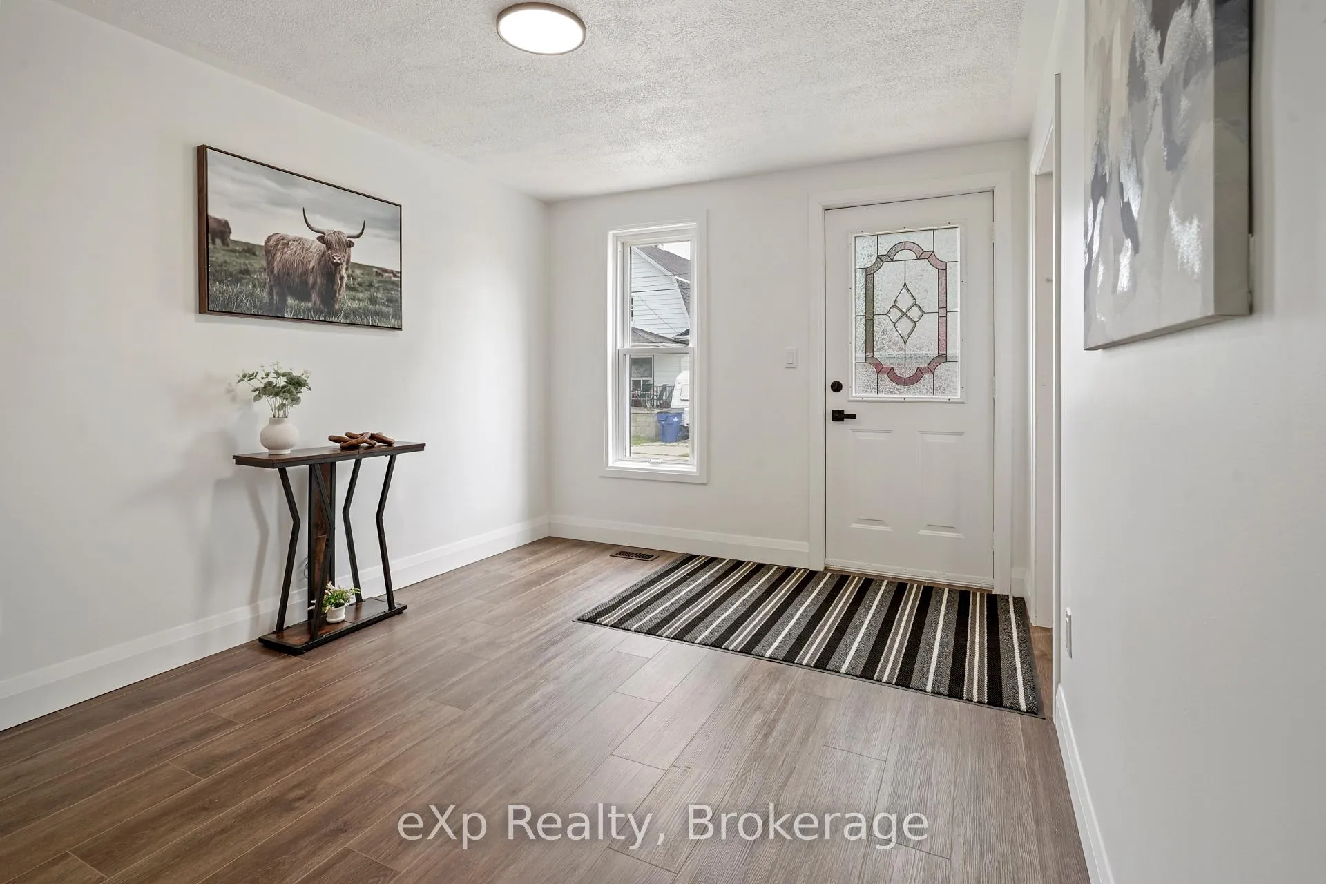 Photo 7 of 136 Adelaide Street S, Chatham-Kent, Chatham — HOMEH