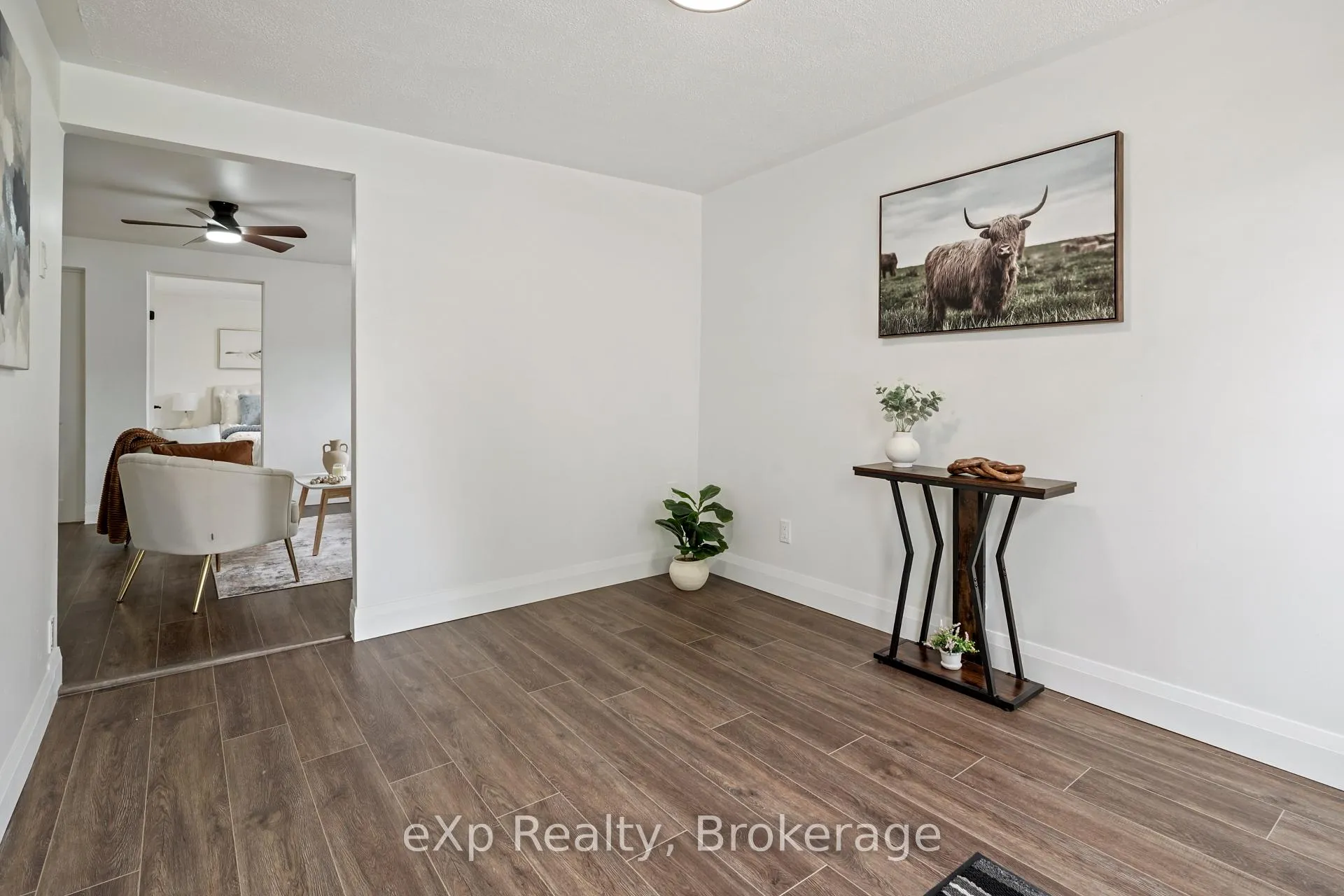 Photo 9 of 136 Adelaide Street S, Chatham-Kent, Chatham — HOMEH