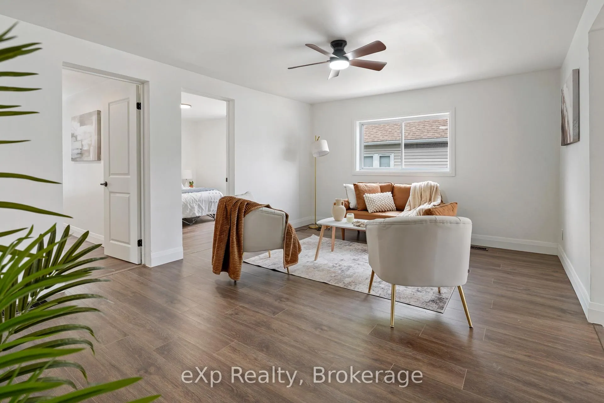Photo 11 of 136 Adelaide Street S, Chatham-Kent, Chatham — HOMEH