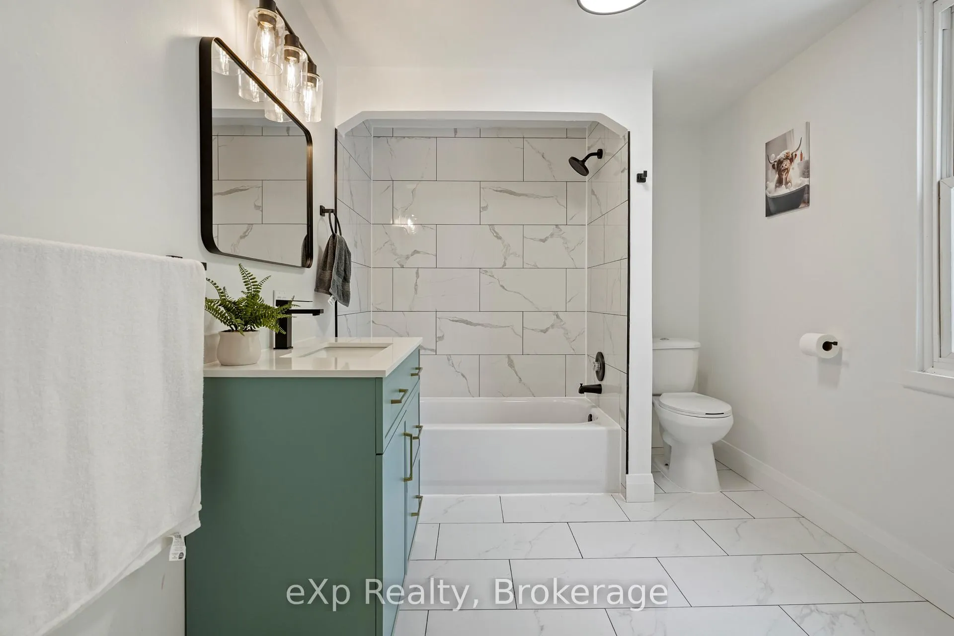 Photo 30 of 136 Adelaide Street S, Chatham-Kent, Chatham — HOMEH