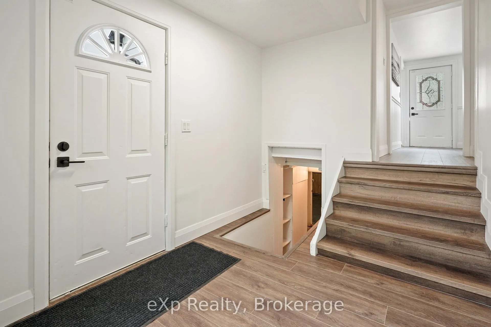 Photo 39 of 136 Adelaide Street S, Chatham-Kent, Chatham — HOMEH