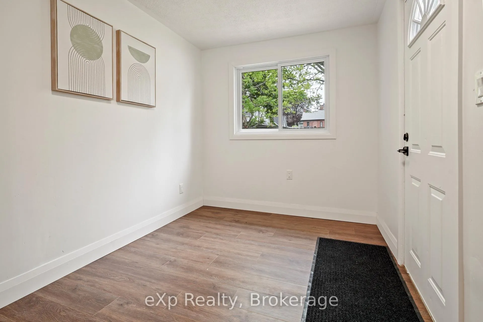 Photo 40 of 136 Adelaide Street S, Chatham-Kent, Chatham — HOMEH