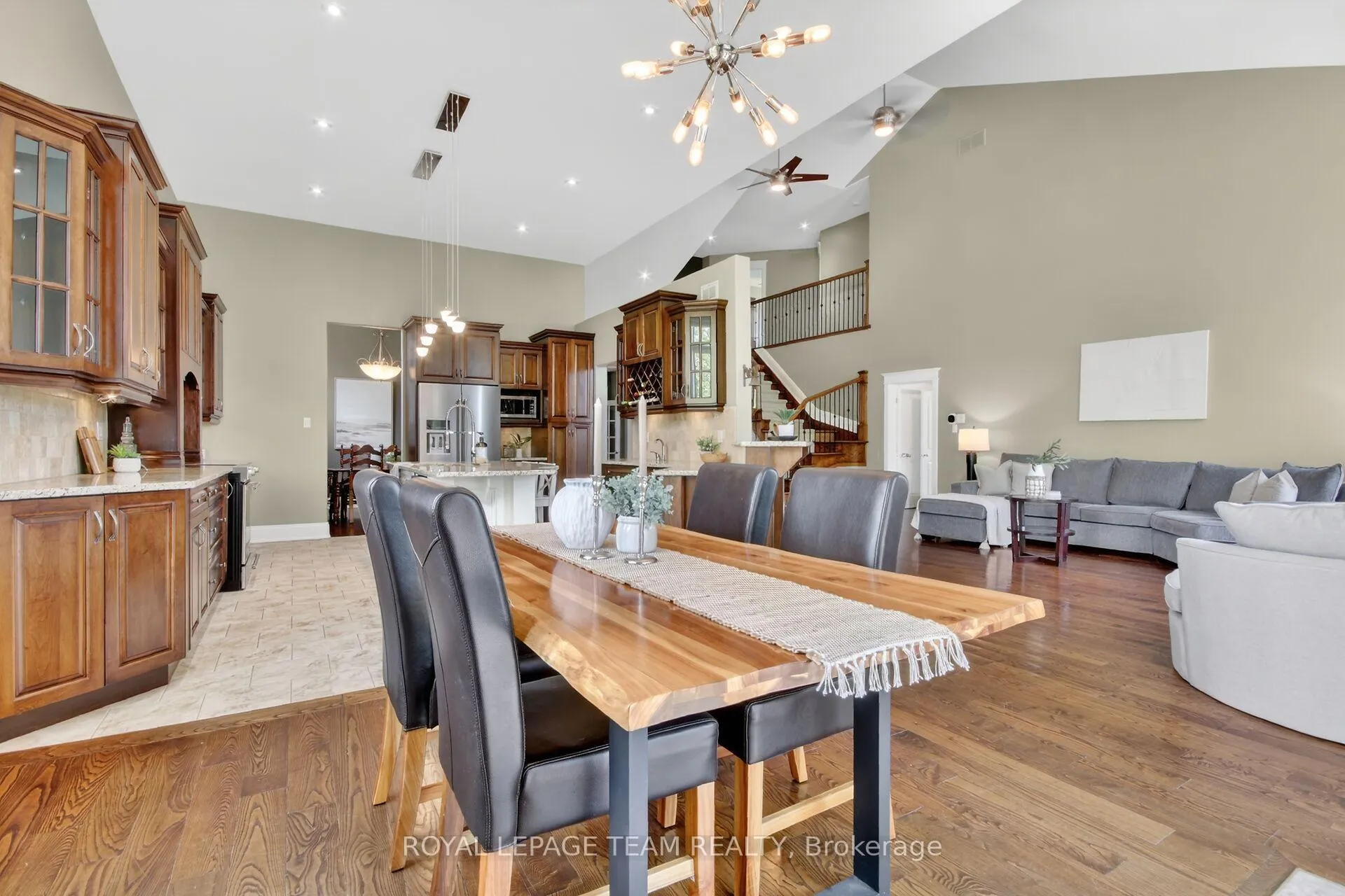 Photo 13 of 568 Pennycross Lane, Ottawa, Huntley Ward (South West) — HOMEH