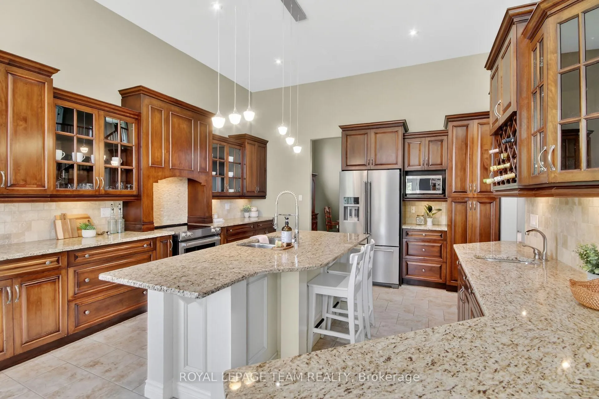 Photo 16 of 568 Pennycross Lane, Ottawa, Huntley Ward (South West) — HOMEH