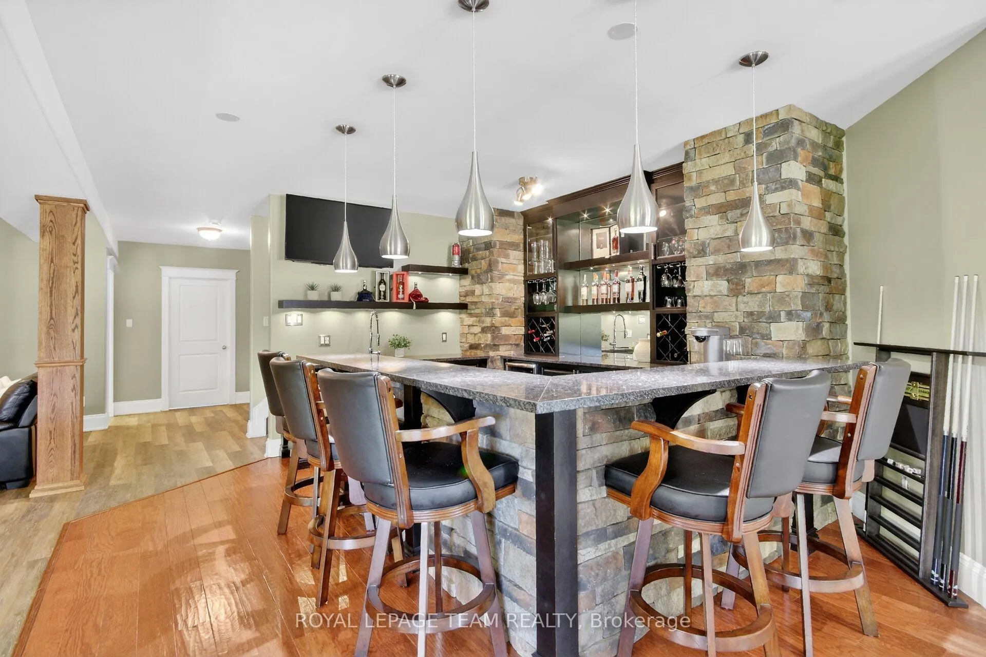 Photo 40 of 568 Pennycross Lane, Ottawa, Huntley Ward (South West) — HOMEH