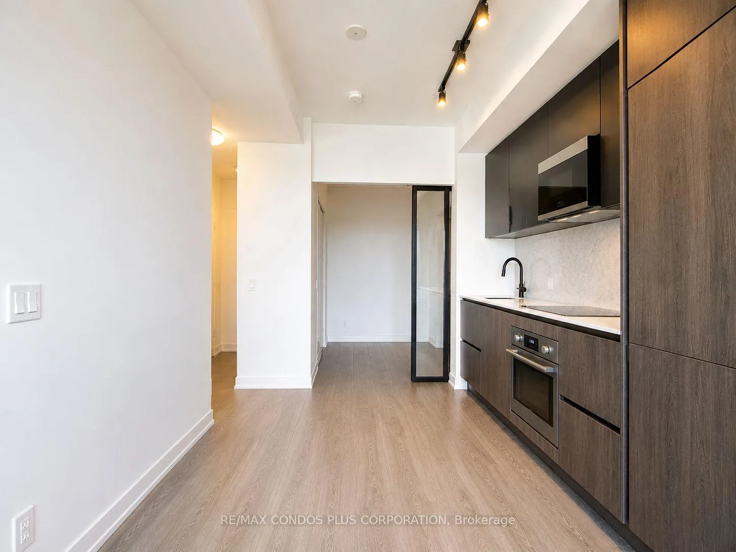 Photo 8 of Unit 3701, 108 Peter Street, Toronto, Waterfront Communities — HOMEH