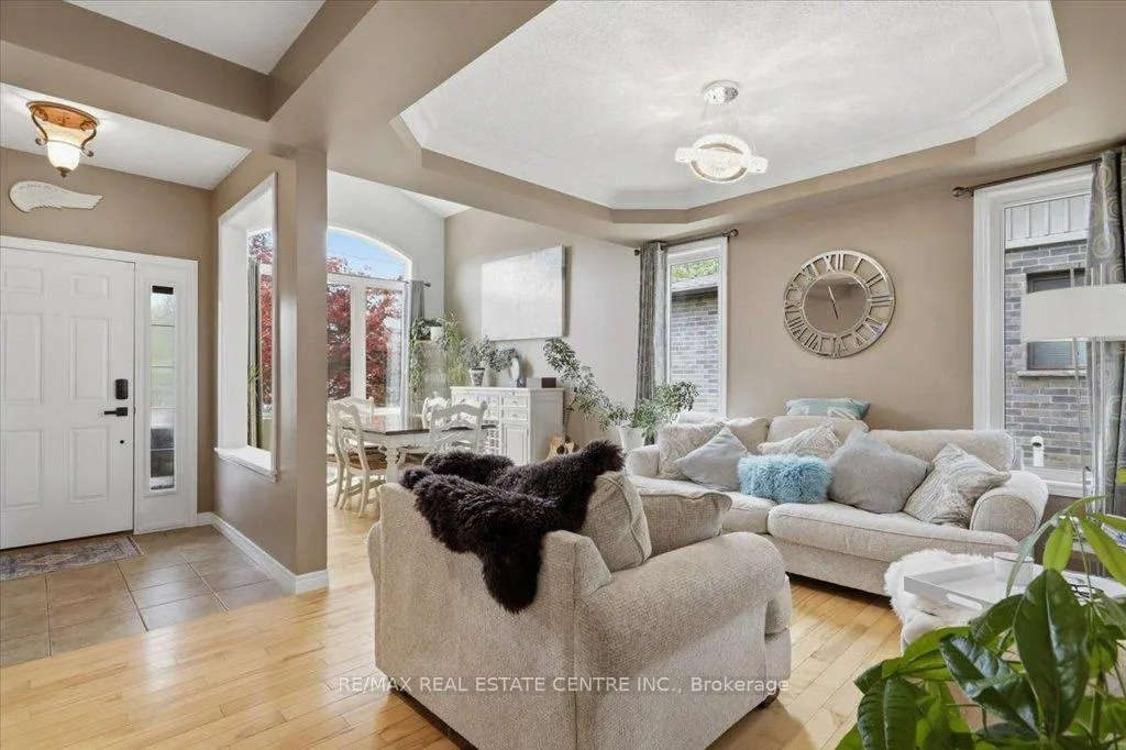 Photo 5 of 126 Goldschmidt Crescent, Wilmot — HOMEH