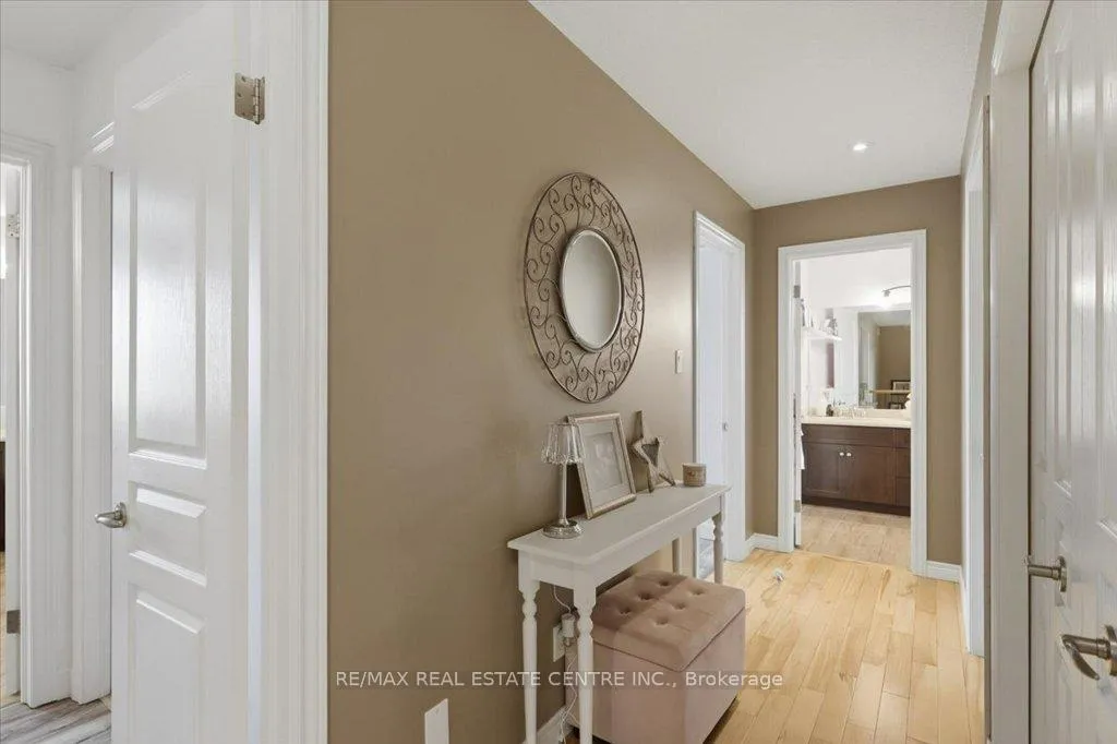 Photo 31 of 126 Goldschmidt Crescent, Wilmot — HOMEH