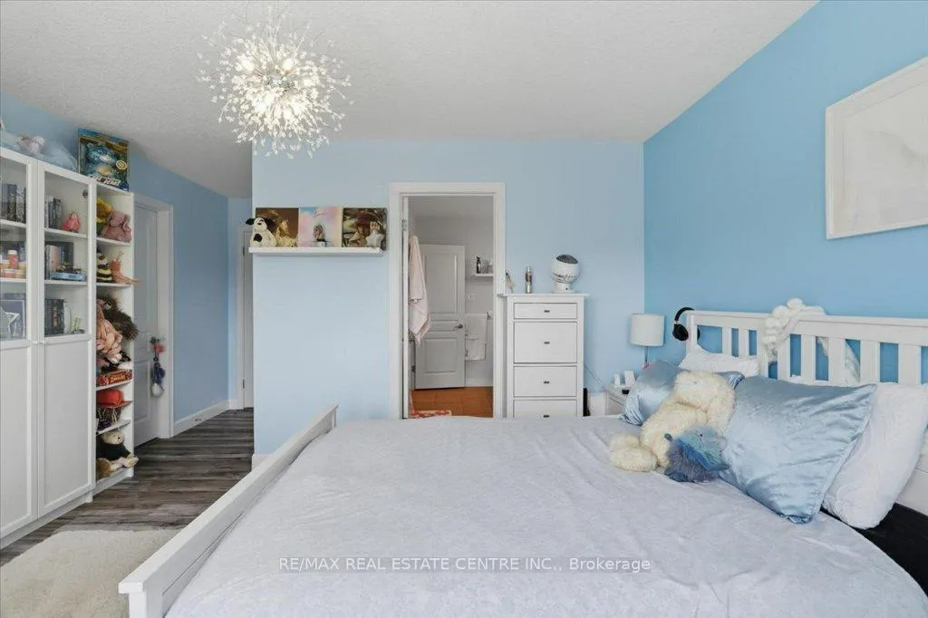 Photo 36 of 126 Goldschmidt Crescent, Wilmot — HOMEH