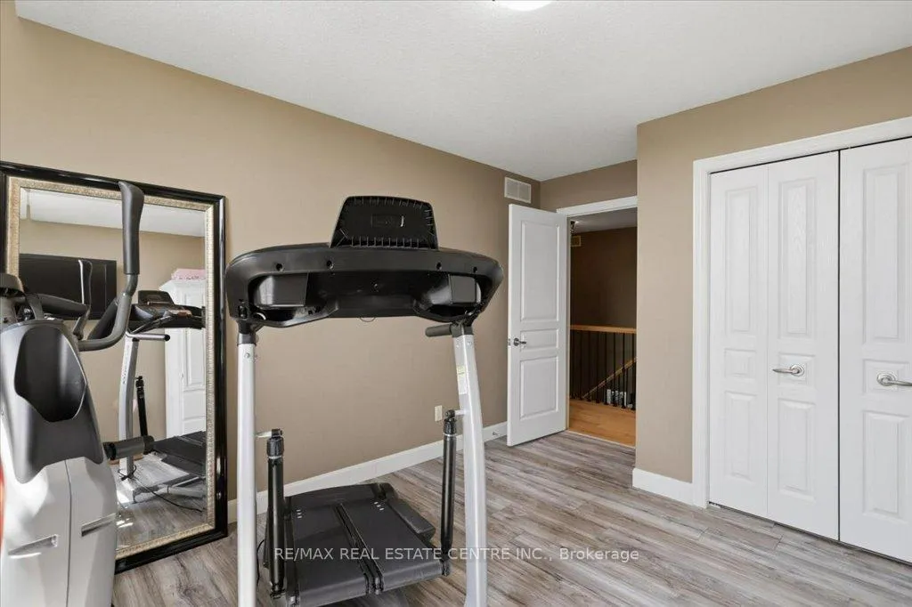 Photo 40 of 126 Goldschmidt Crescent, Wilmot — HOMEH