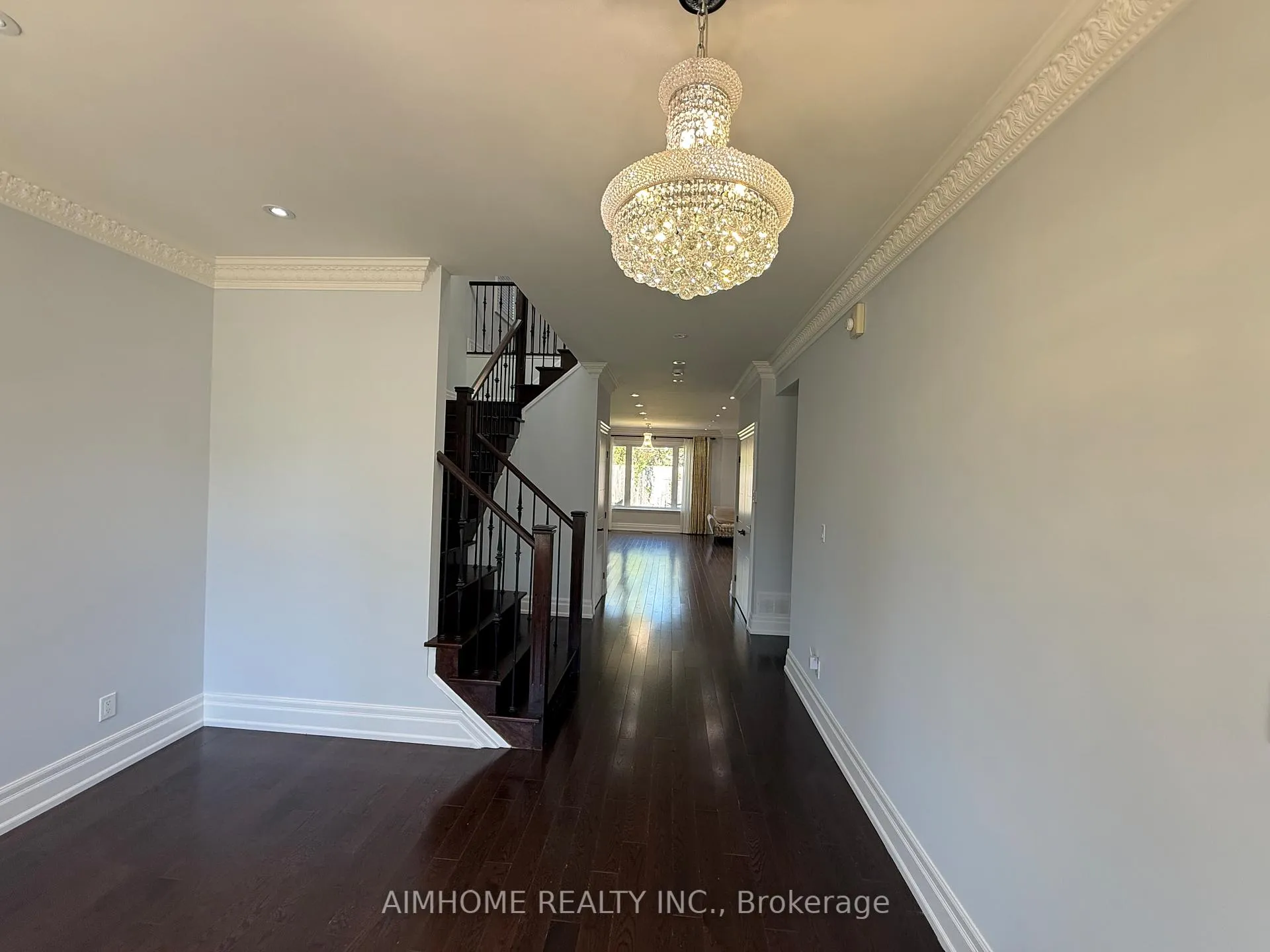 Photo 2 of 150 Aylesworth Avenue, Scarborough, Birchcliffe-Cliffside — HOMEH