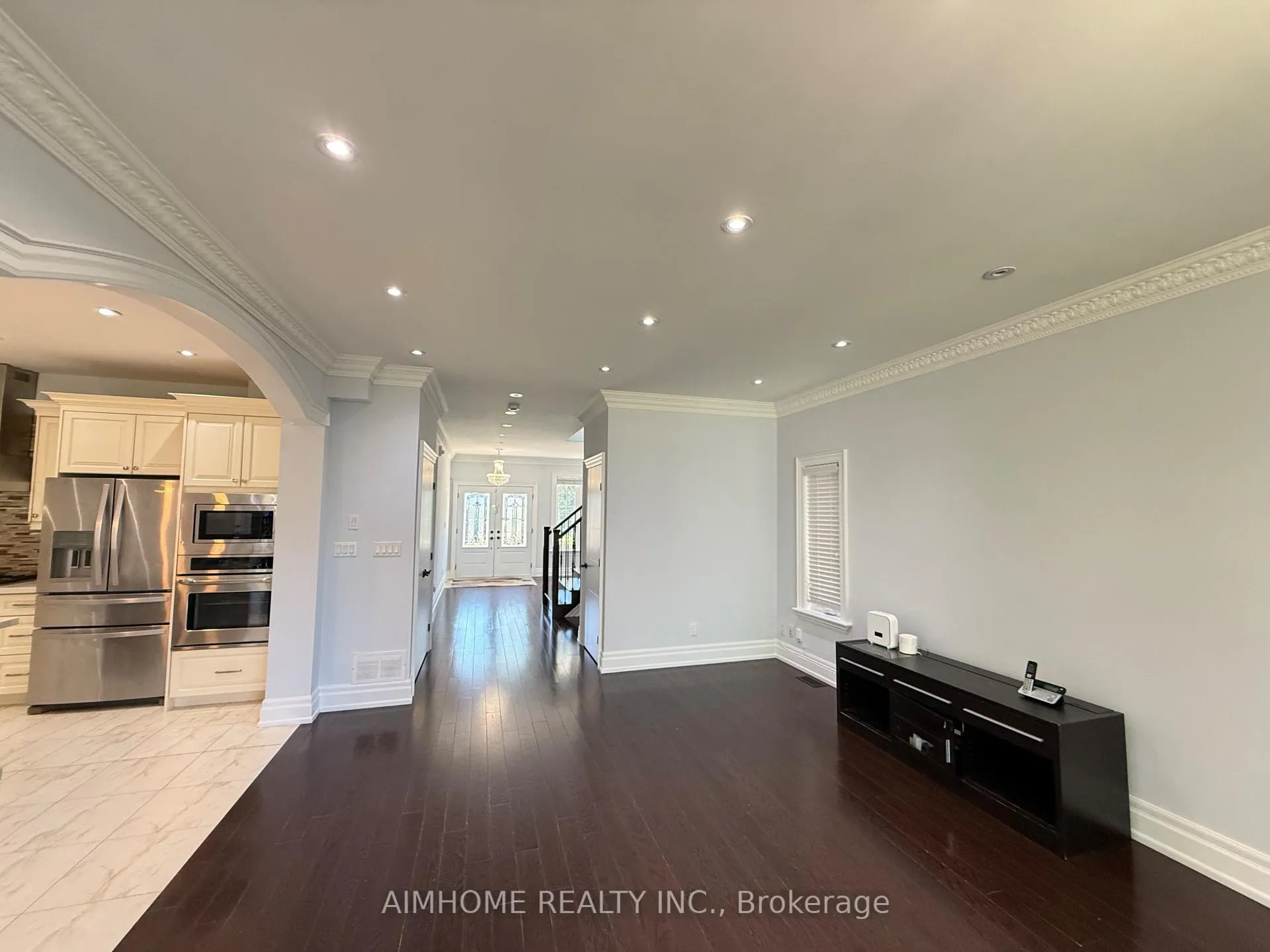 Photo 10 of 150 Aylesworth Avenue, Scarborough, Birchcliffe-Cliffside — HOMEH