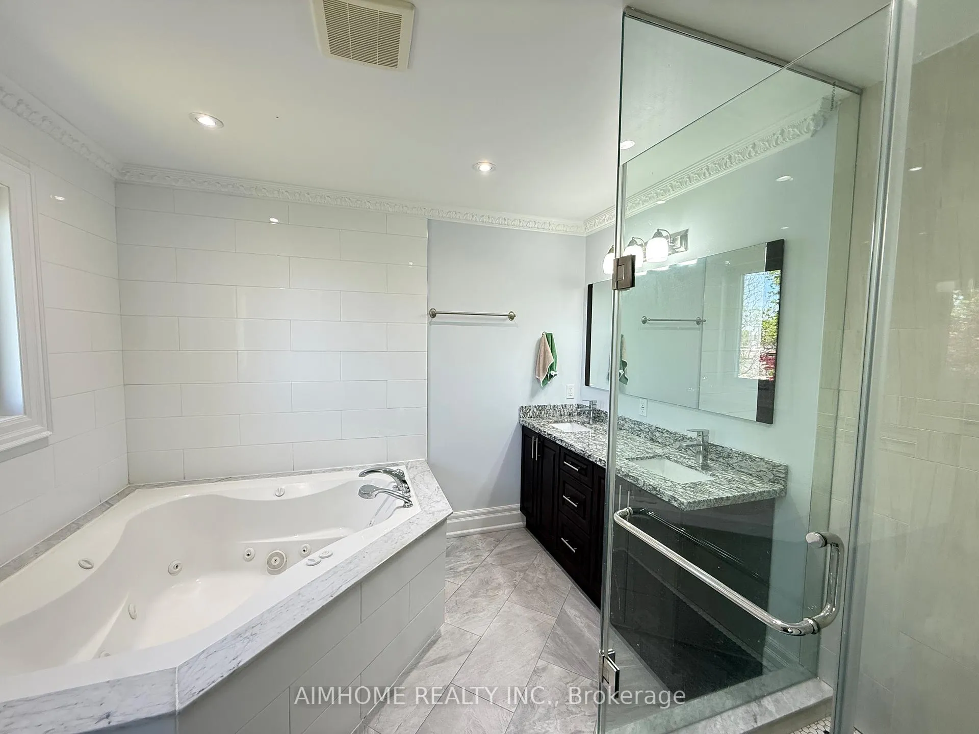 Photo 24 of 150 Aylesworth Avenue, Scarborough, Birchcliffe-Cliffside — HOMEH