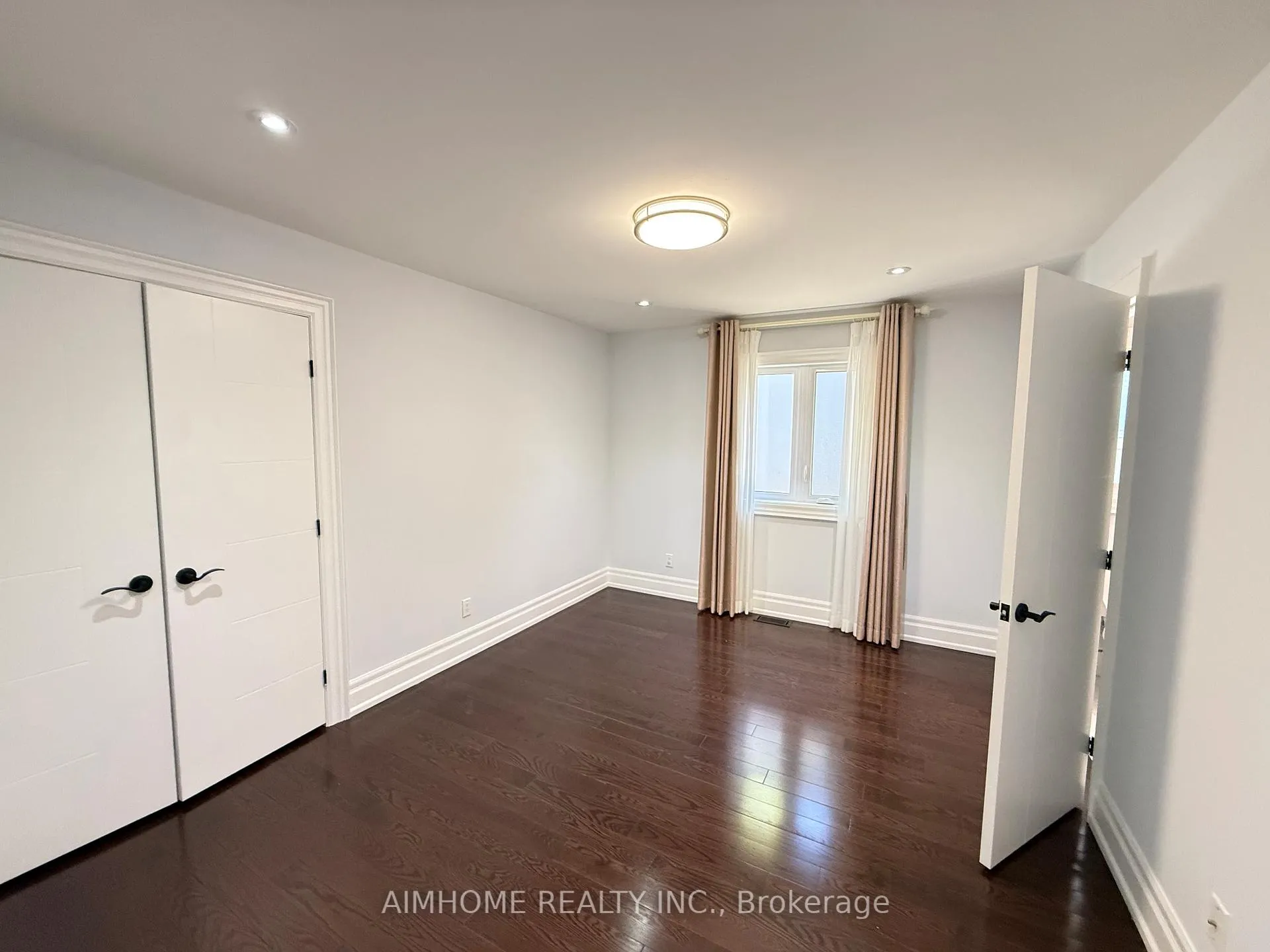 Photo 29 of 150 Aylesworth Avenue, Scarborough, Birchcliffe-Cliffside — HOMEH