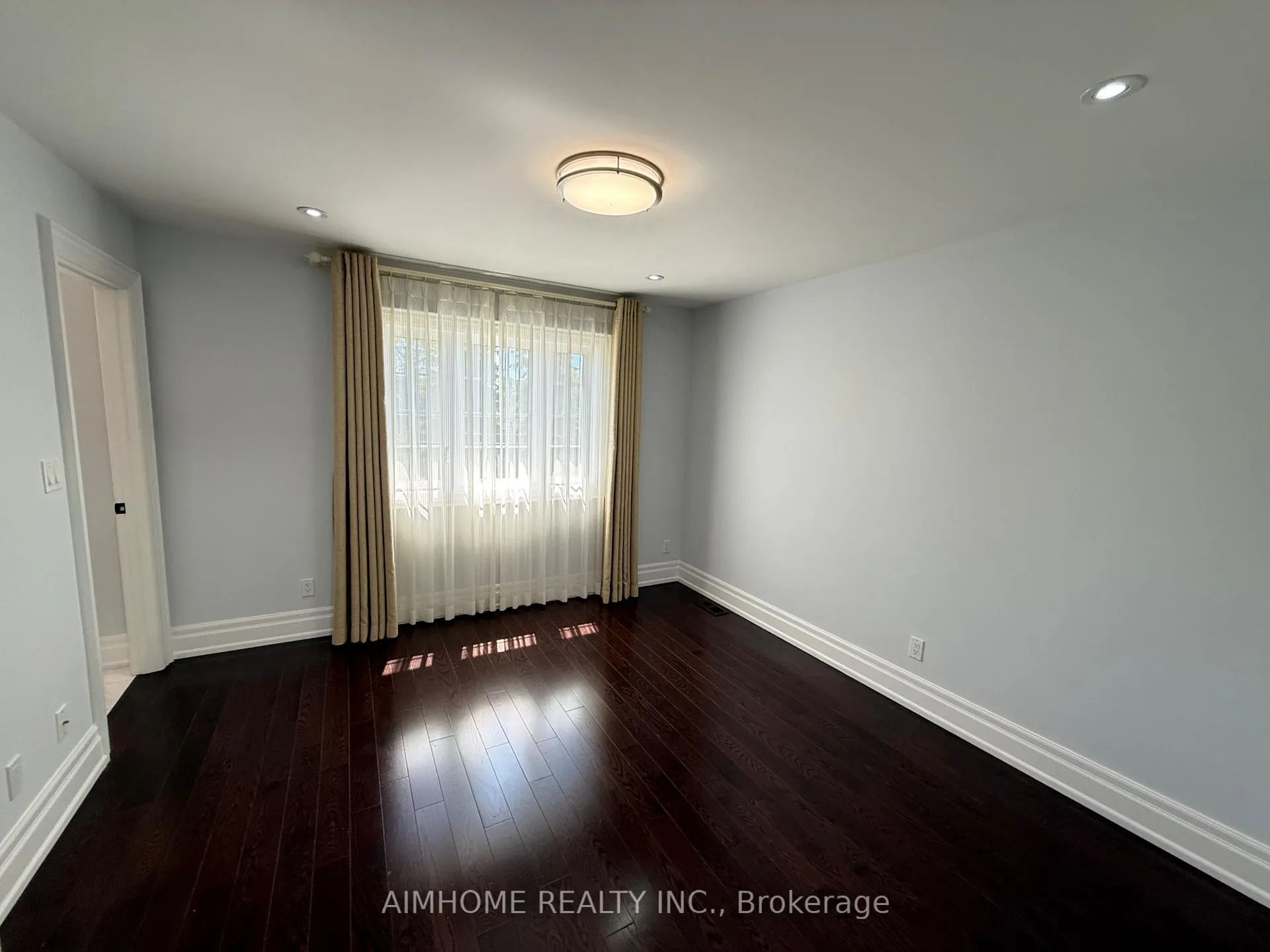 Photo 33 of 150 Aylesworth Avenue, Scarborough, Birchcliffe-Cliffside — HOMEH