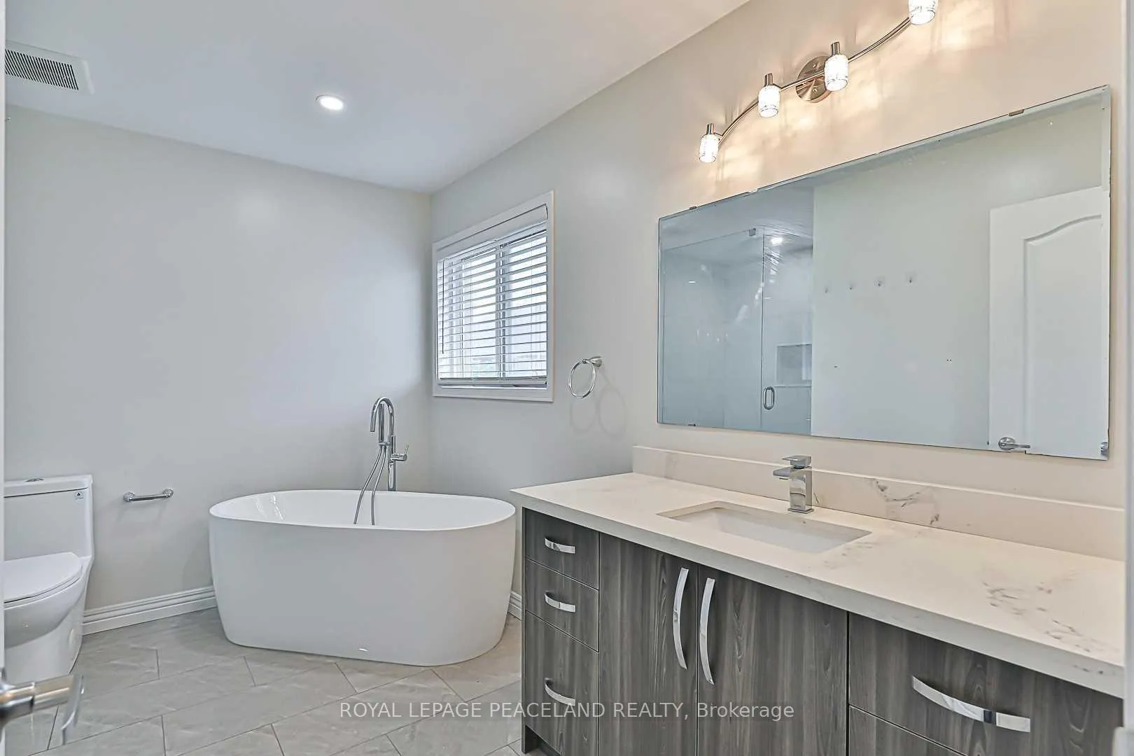 Photo 25 of 241 Fred Mclaren Boulevard, Markham, Wismer — HOMEH