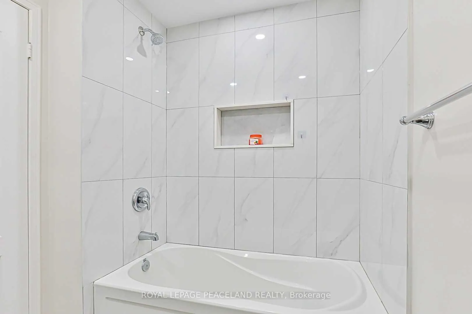 Photo 33 of 241 Fred Mclaren Boulevard, Markham, Wismer — HOMEH
