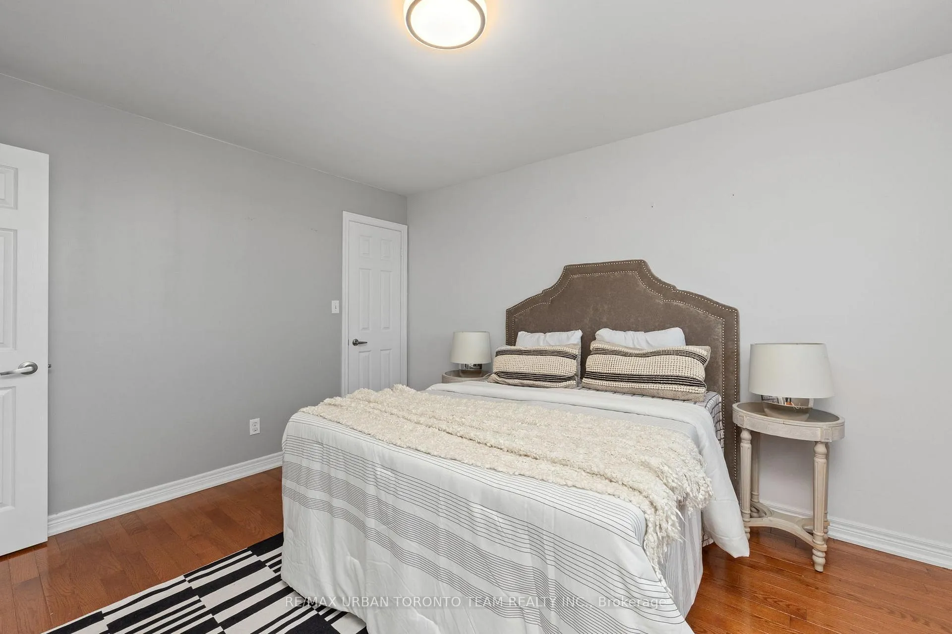 Photo 12 of 82 Button Road, Vaughan, West Woodbridge — HOMEH