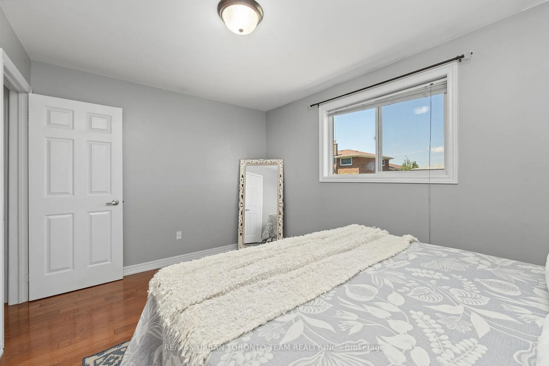 Photo 14 of 82 Button Road, Vaughan, West Woodbridge — HOMEH