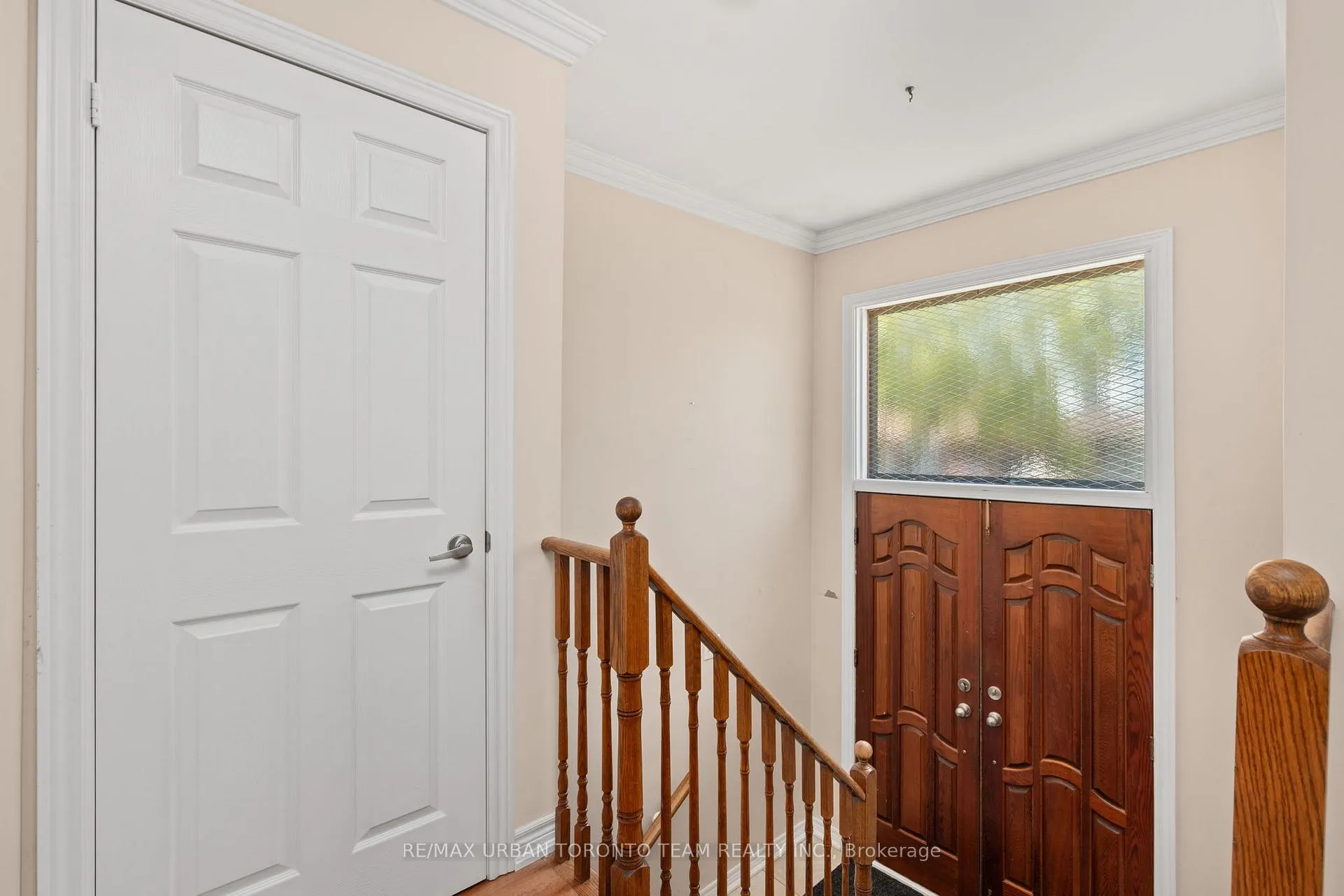 Photo 16 of 82 Button Road, Vaughan, West Woodbridge — HOMEH
