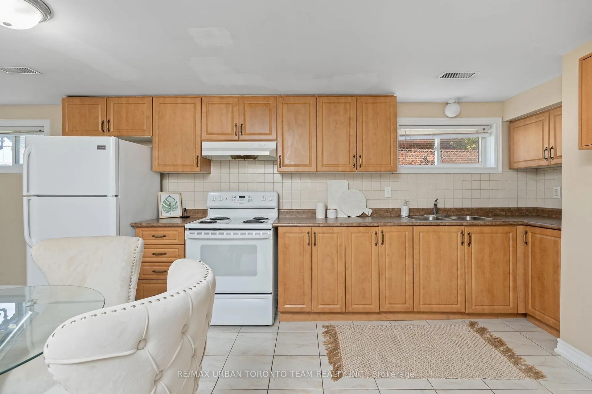 Photo 17 of 82 Button Road, Vaughan, West Woodbridge — HOMEH