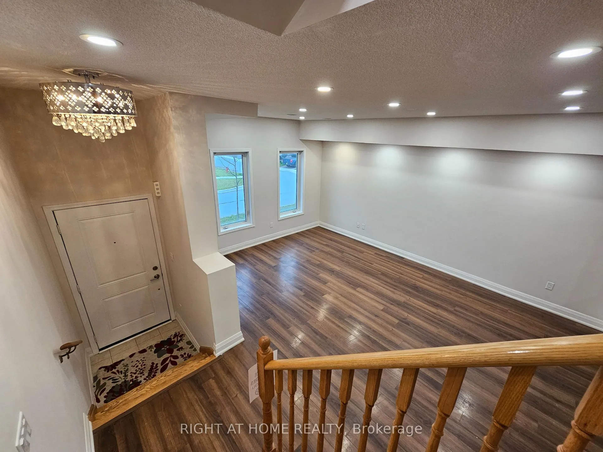 Photo 4 of Unit 4, 1040 Elton Way E, Whitby, Pringle Creek — HOMEH