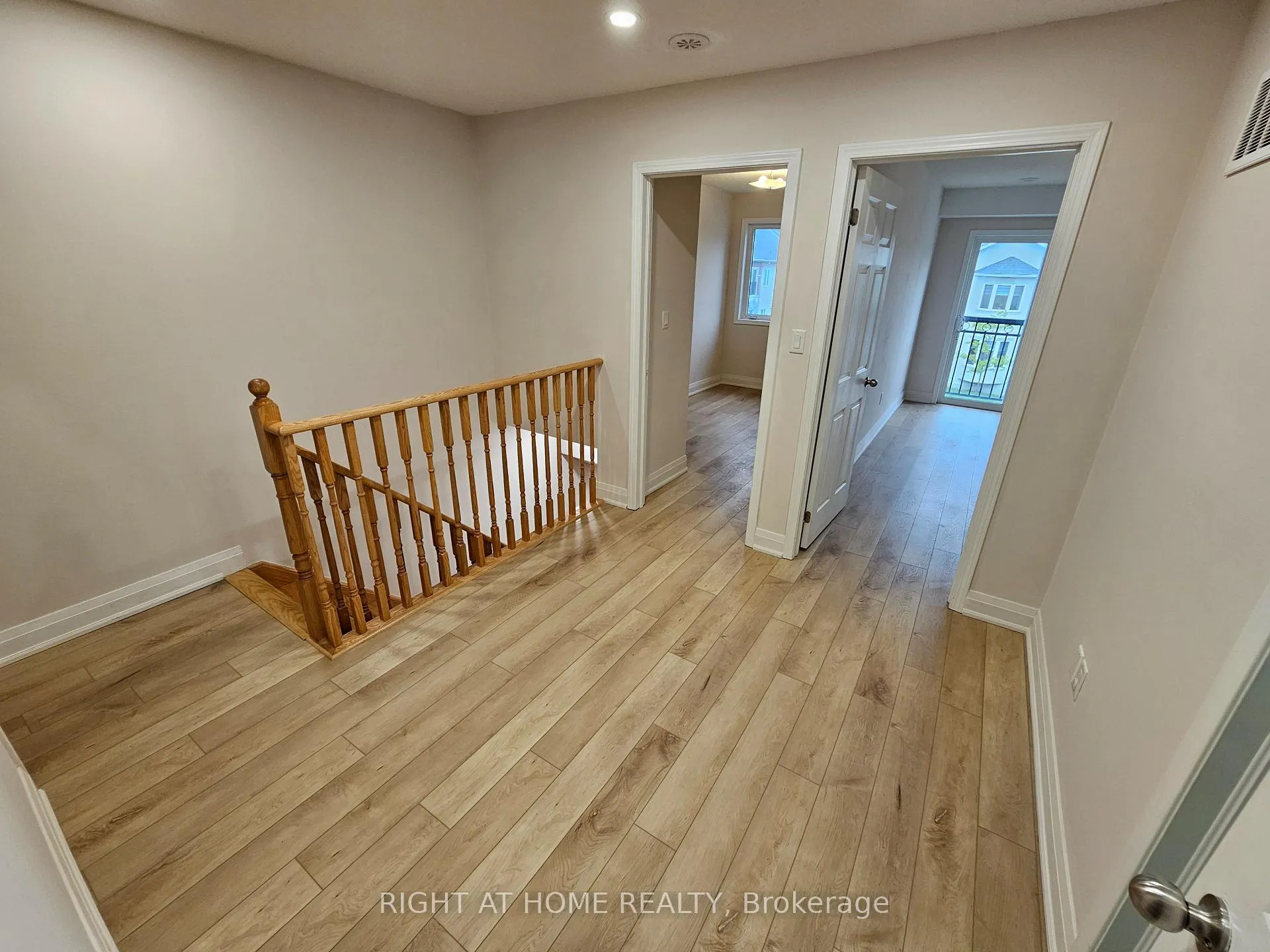 Photo 11 of Unit 4, 1040 Elton Way E, Whitby, Pringle Creek — HOMEH