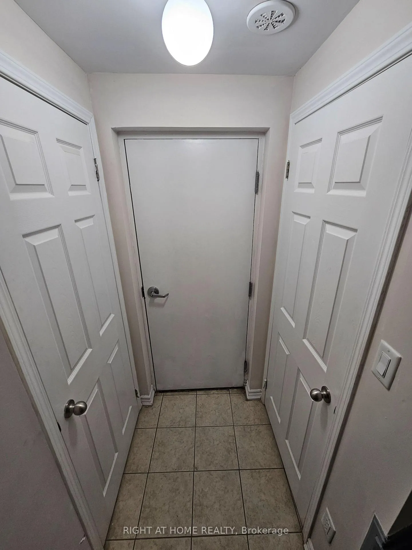 Photo 29 of Unit 4, 1040 Elton Way E, Whitby, Pringle Creek — HOMEH